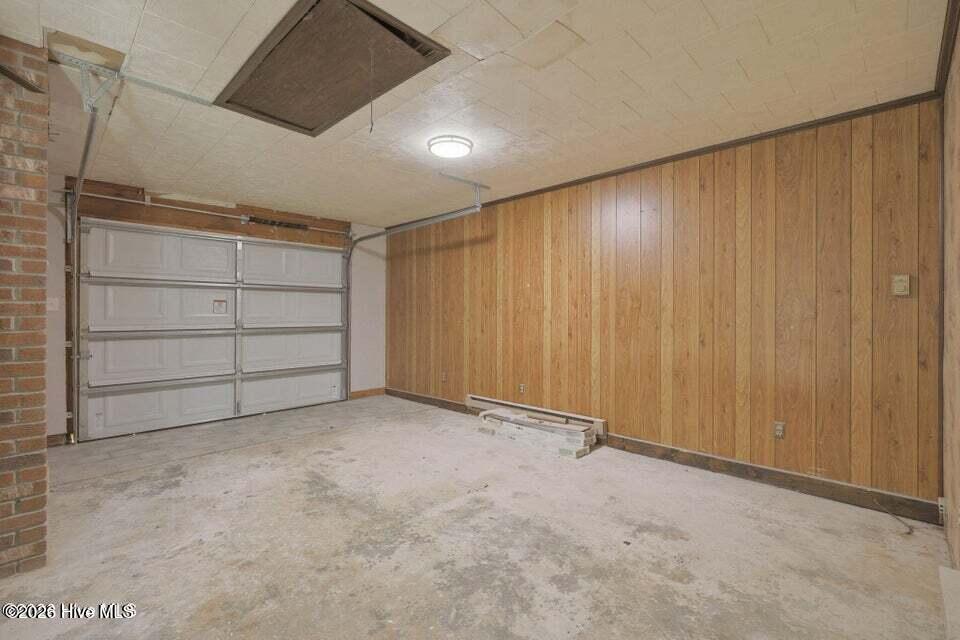 105 Woodside Court Property Photo 11