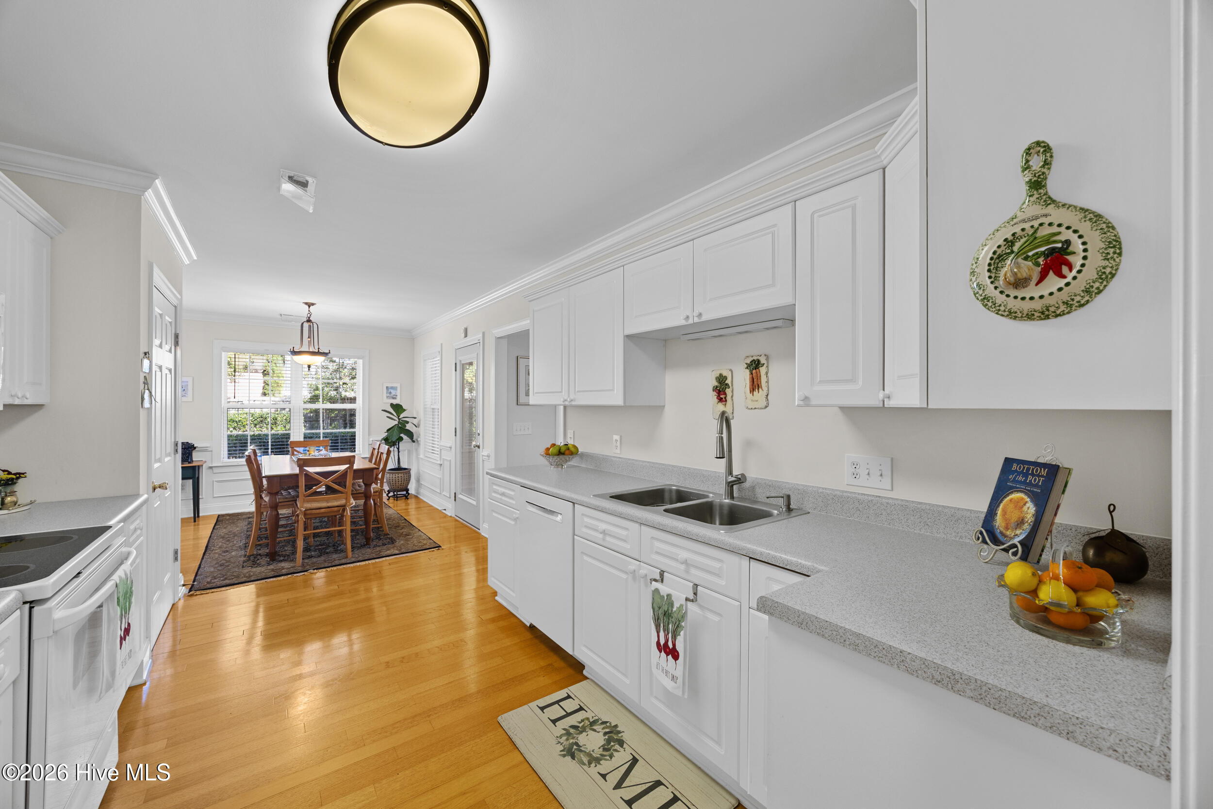 611 Salo Street Property Photo 14