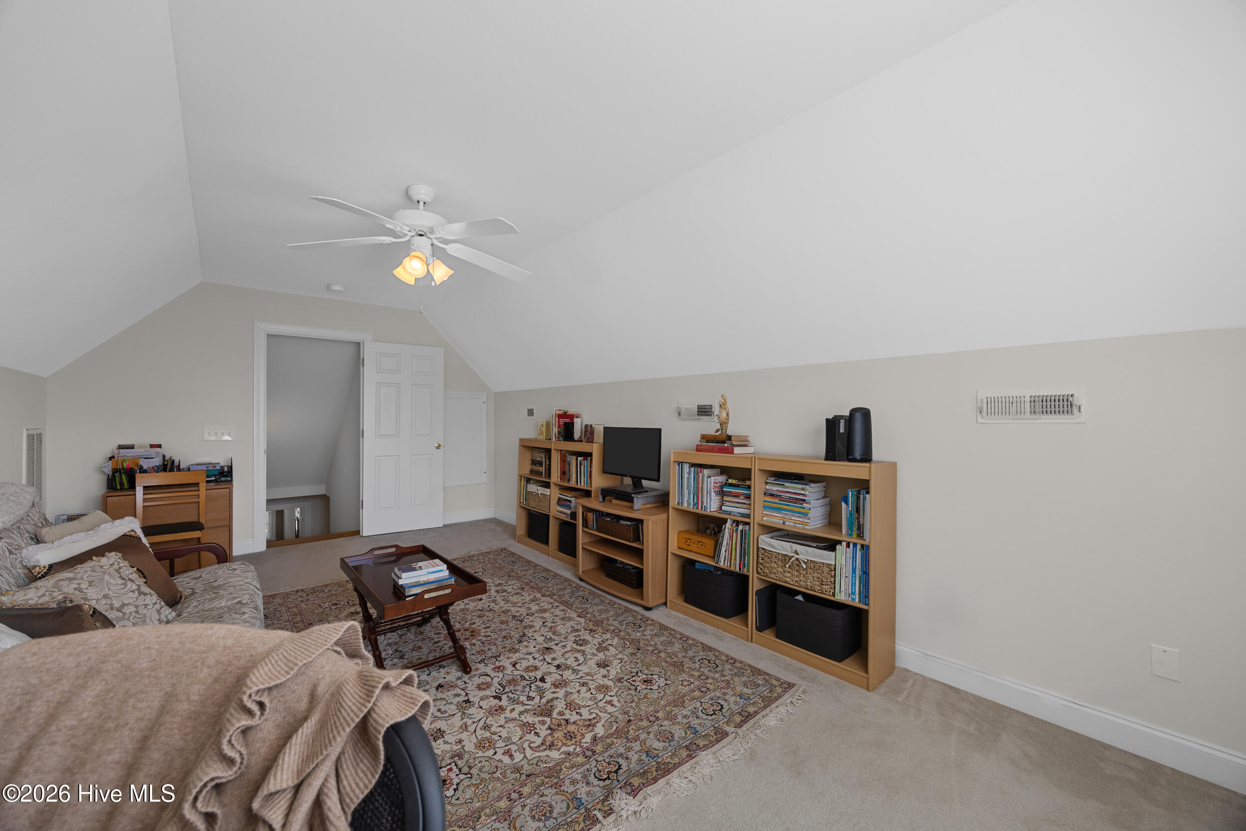 611 Salo Street Property Photo 31