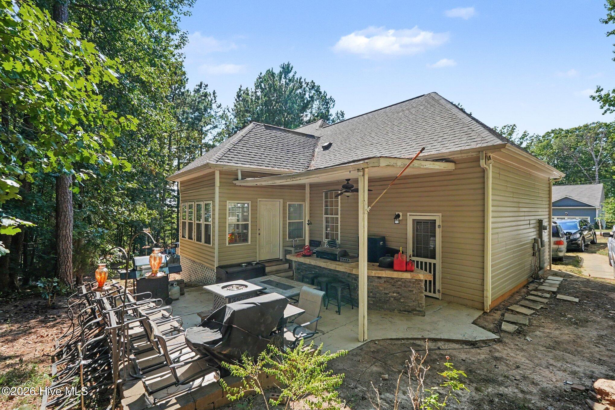 153 Clear Water Road Property Photo 7