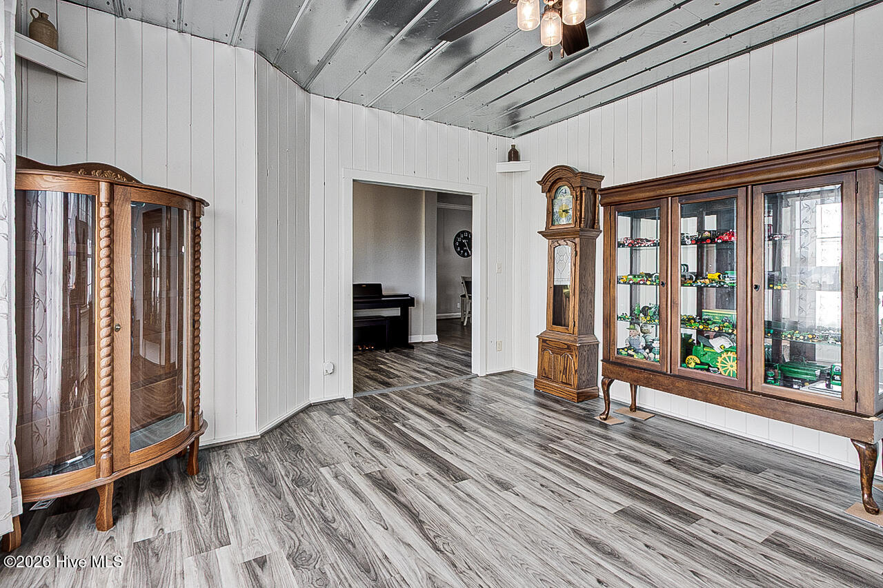 4561 Shelton Country Road Property Photo 12