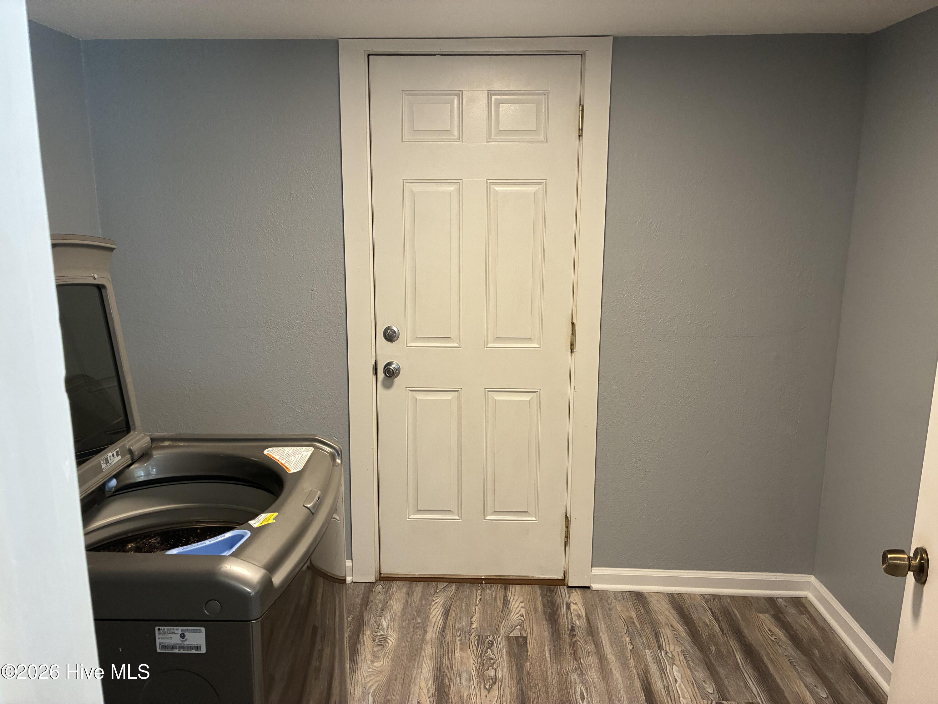 298 Waterlily Road Property Photo 9