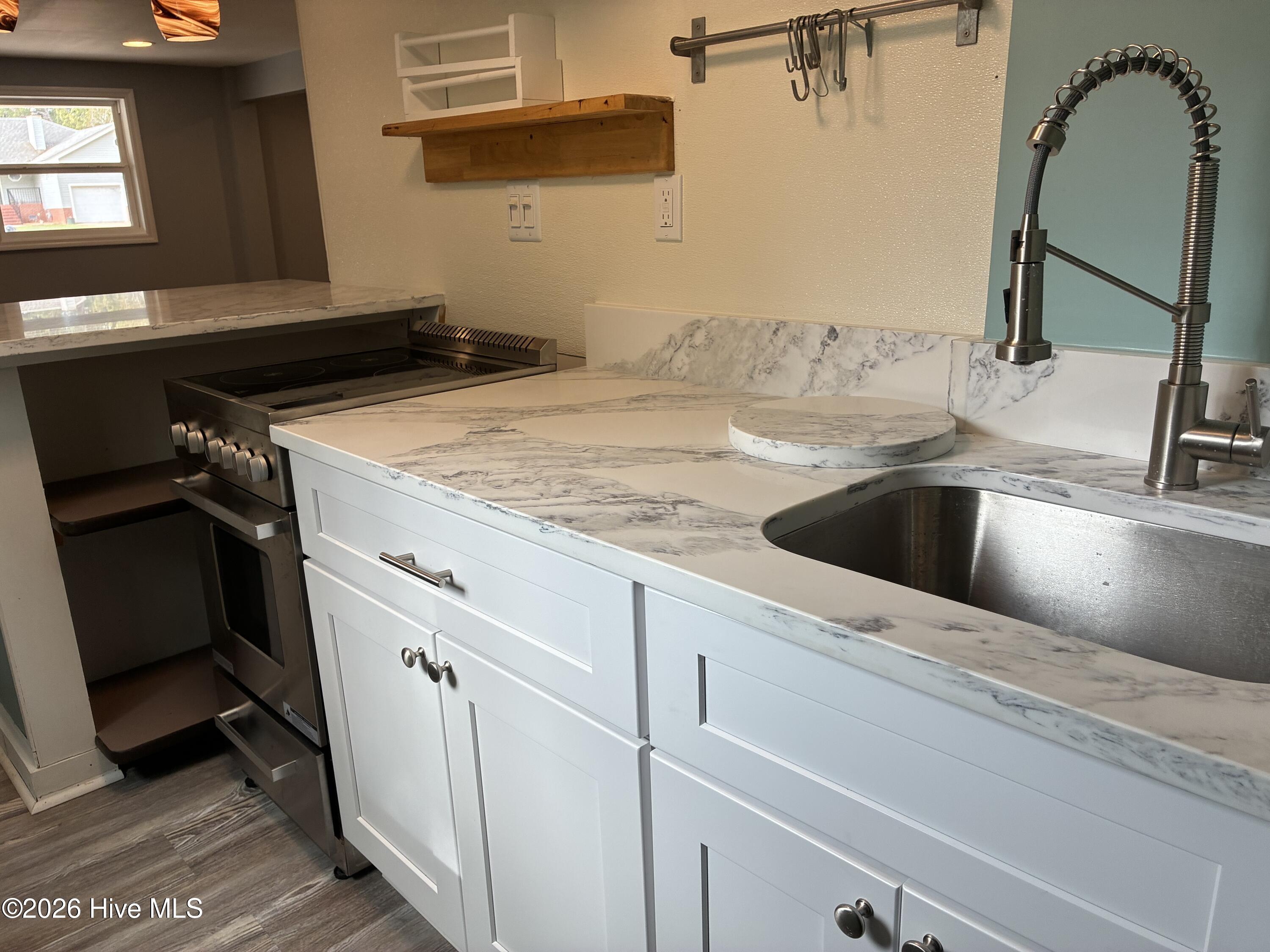 298 Waterlily Road Property Photo 11