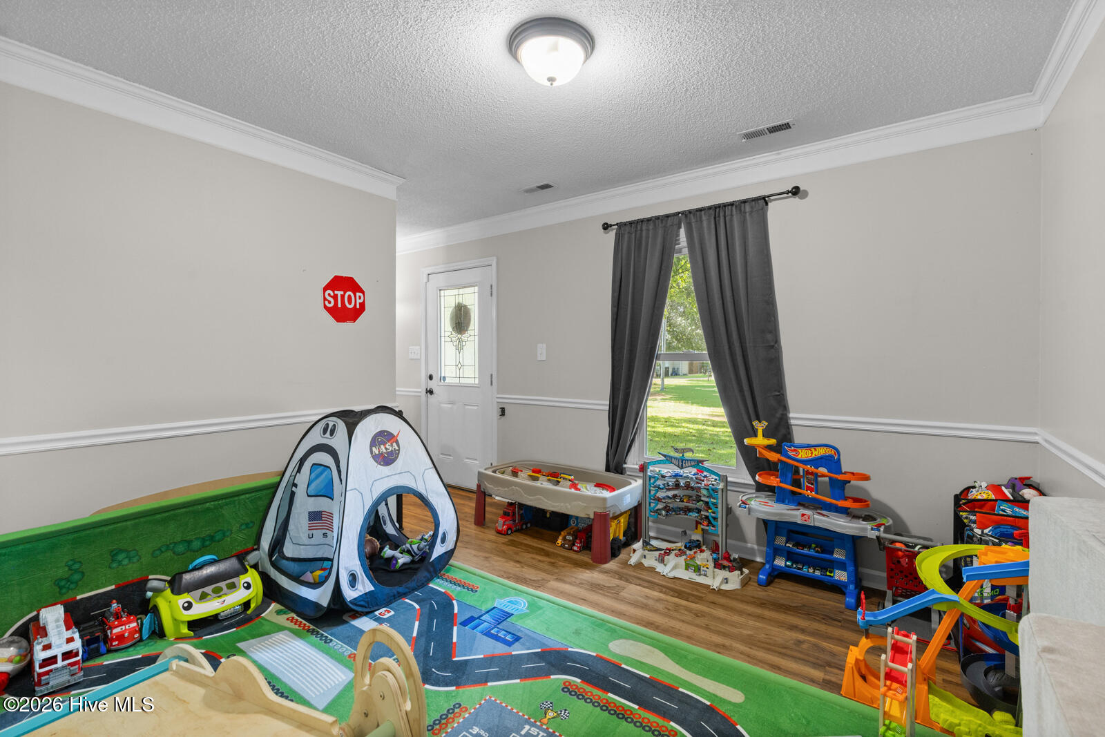 405 Wolf Run Drive Property Photo 15