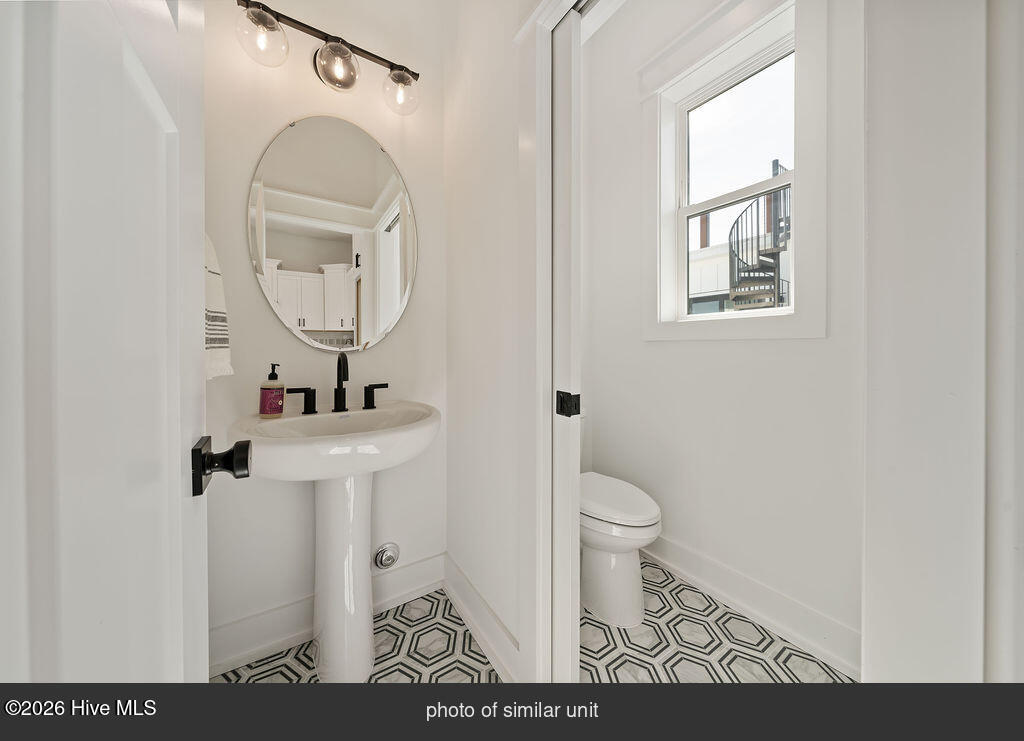 905 Basin Road Unit 4 Property Photo 15