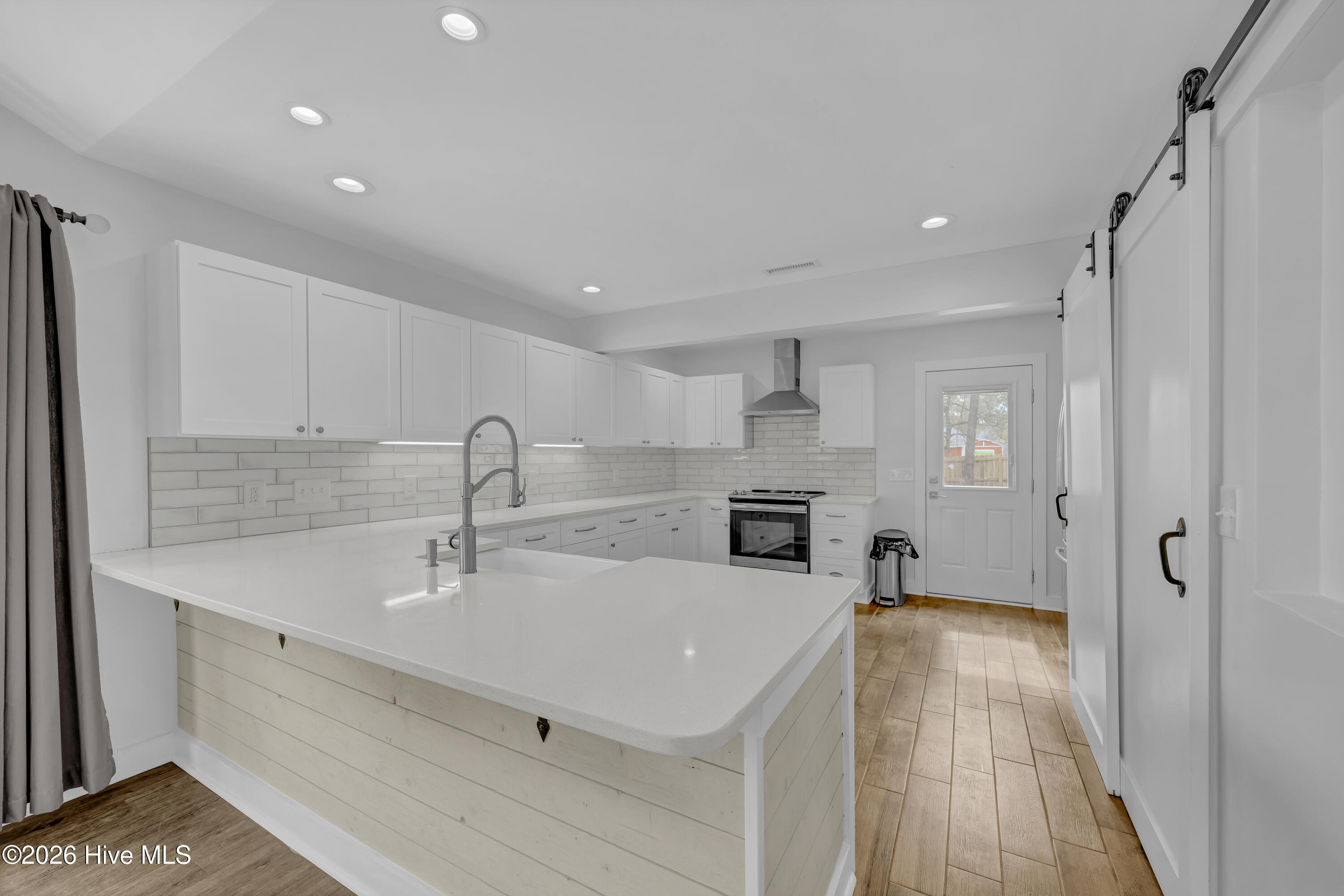 1204 Faulkenberry Road Property Photo 7