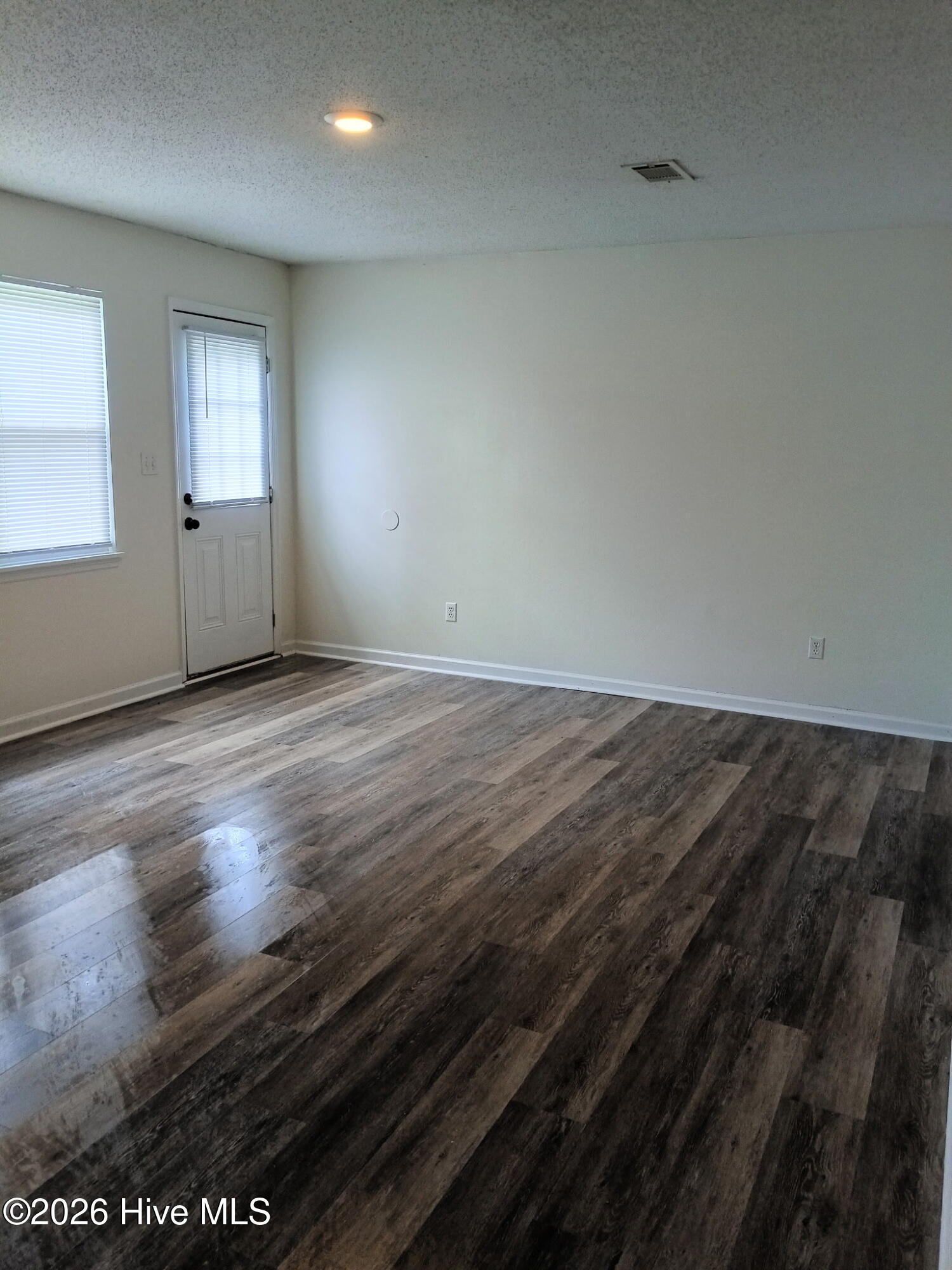 3064 Angela Street Property Photo 16