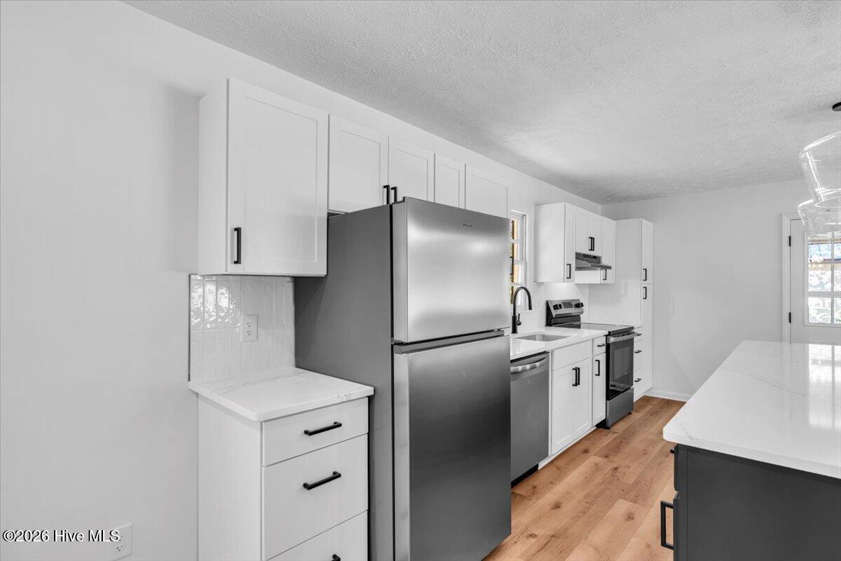 604 S Hardin Street Property Photo 9