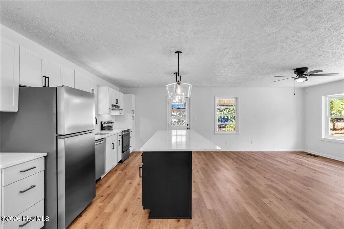 604 S Hardin Street Property Photo 15