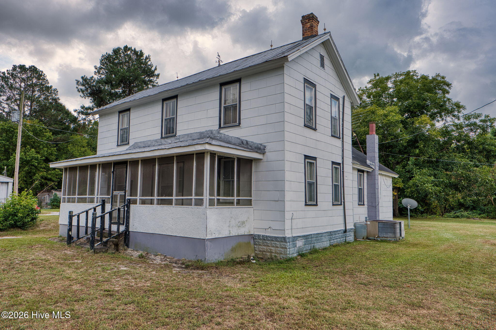 424 Cisco Road Property Photo 2