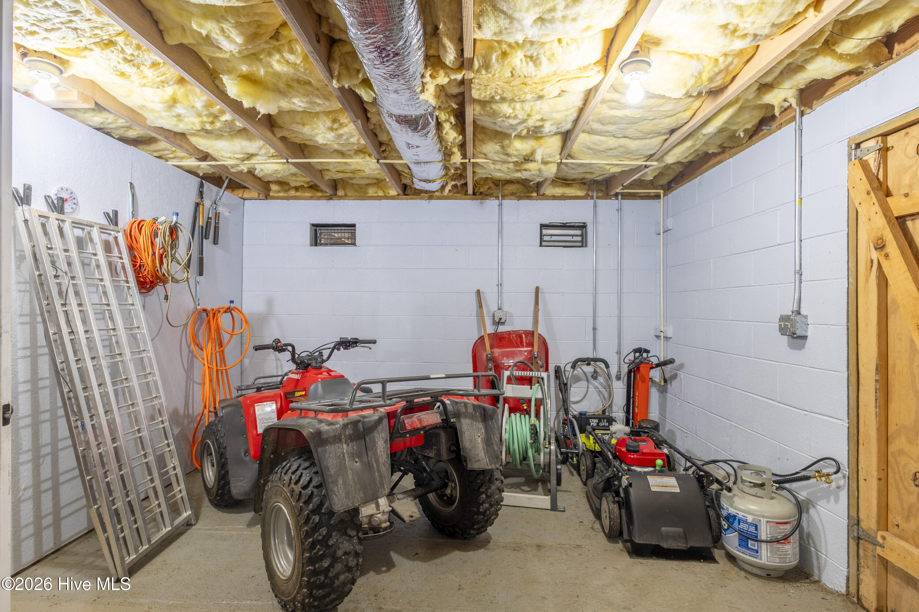 615 Valley View Heights Lane Property Photo 4