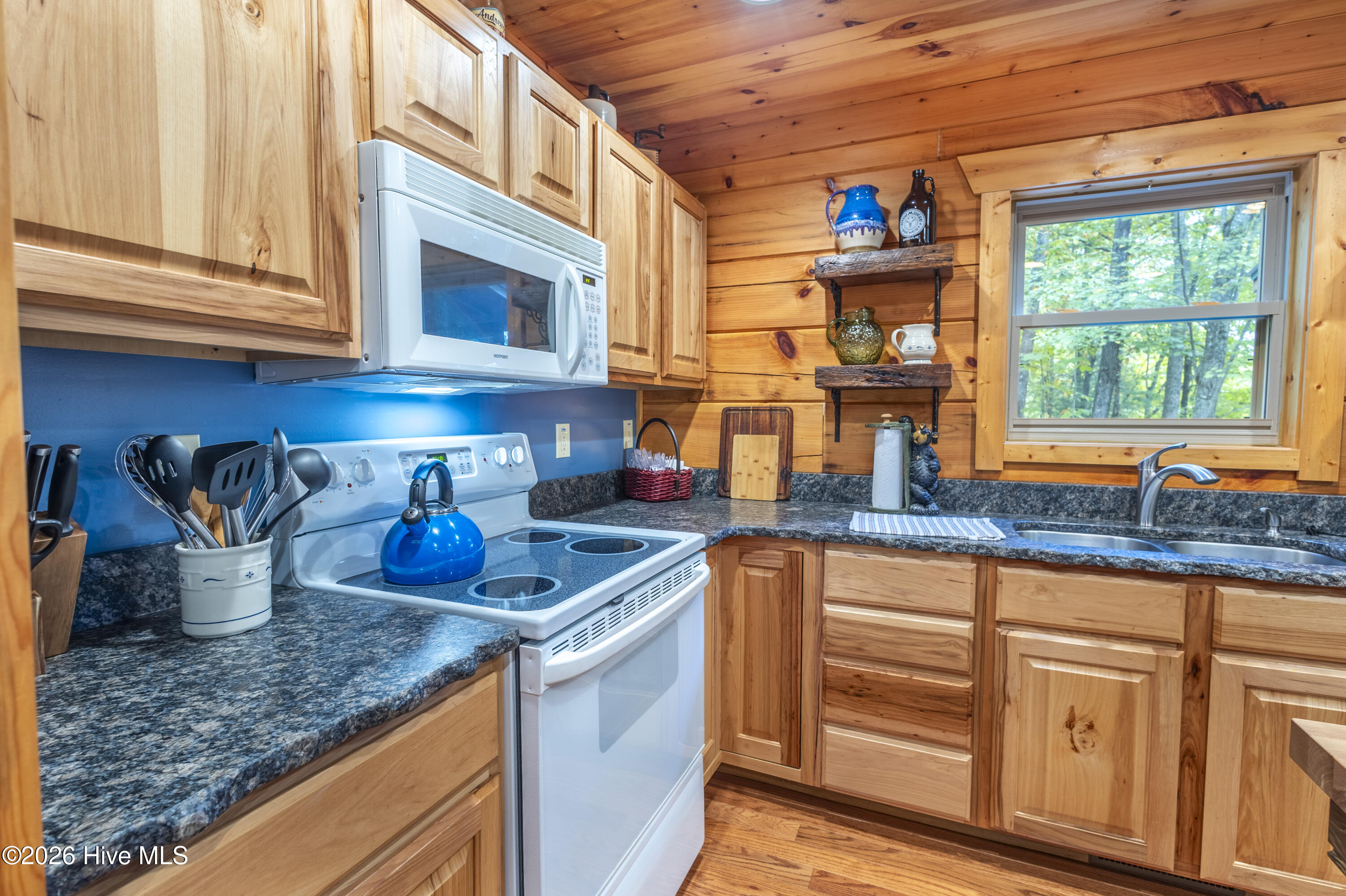 615 Valley View Heights Lane Property Photo 18