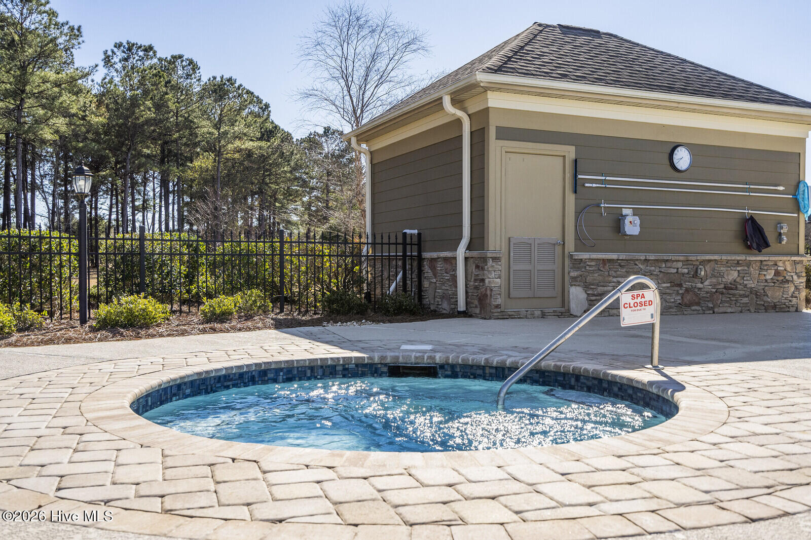 395 S Crow Creek Drive Nw Unit 1401 Property Photo 18