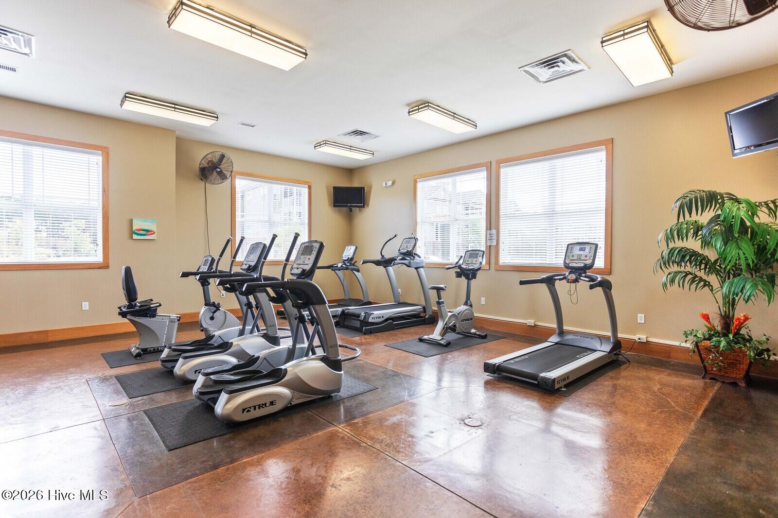 395 S Crow Creek Drive Nw Unit 1401 Property Photo 25