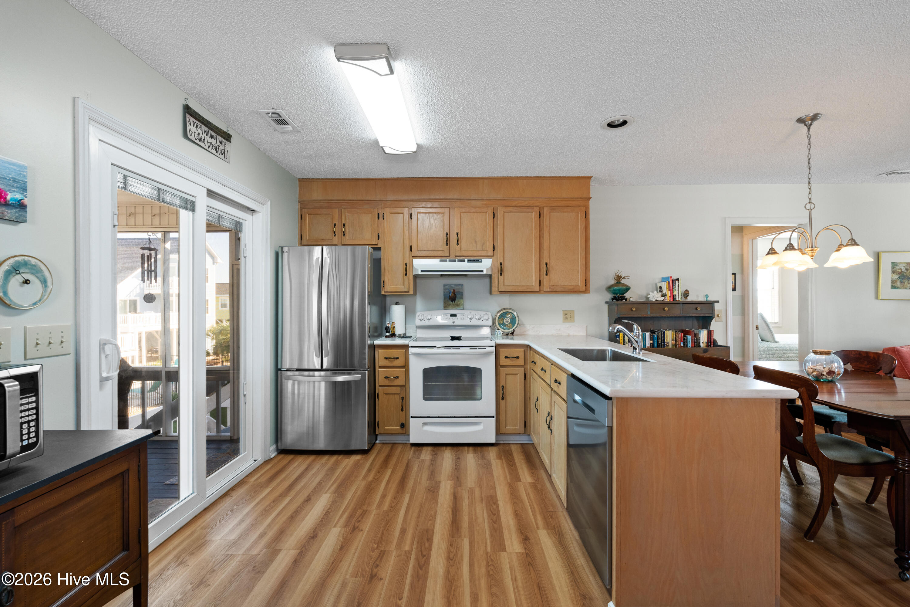 306 Brunswick Avenue W Property Photo 10