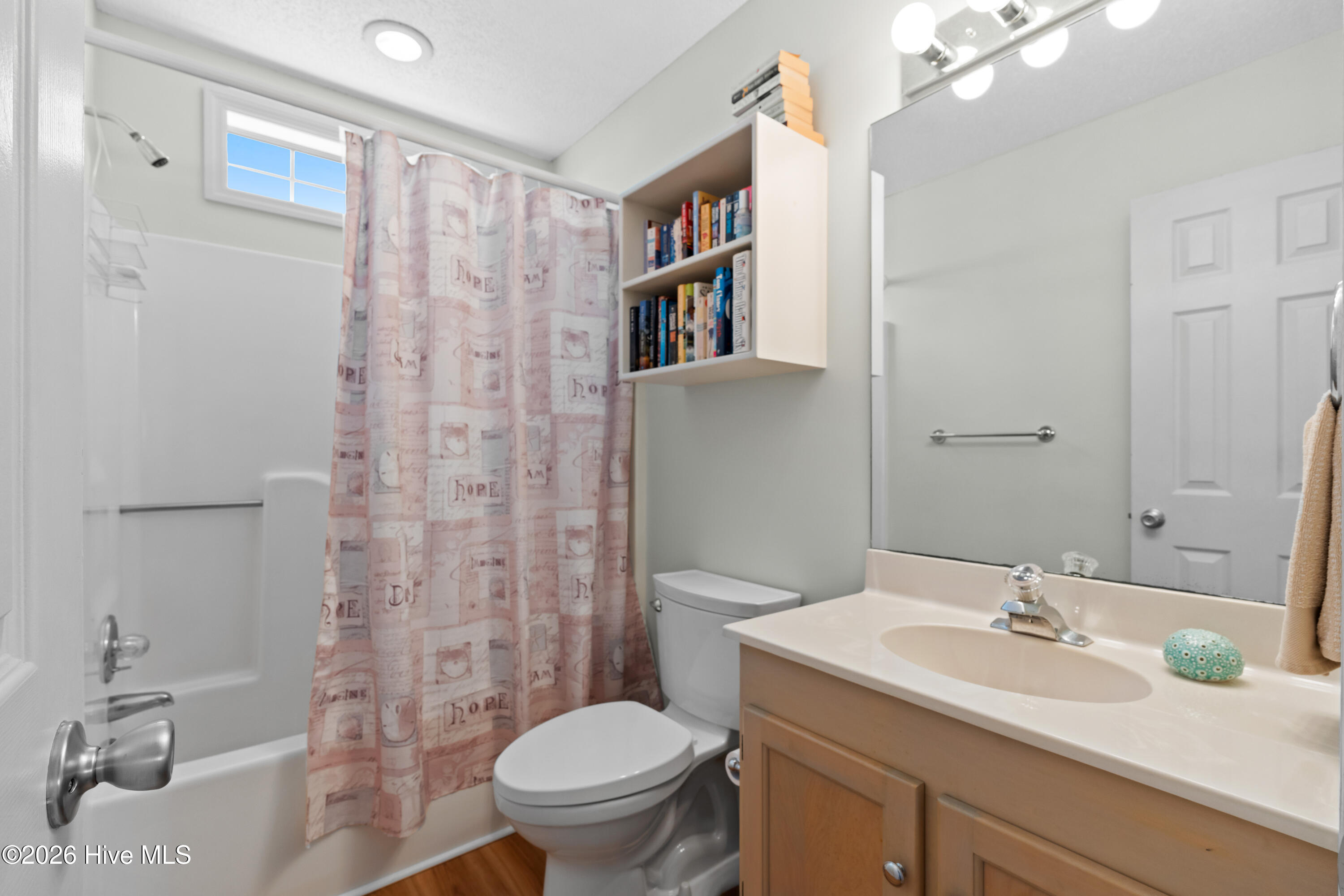 306 Brunswick Avenue W Property Photo 24