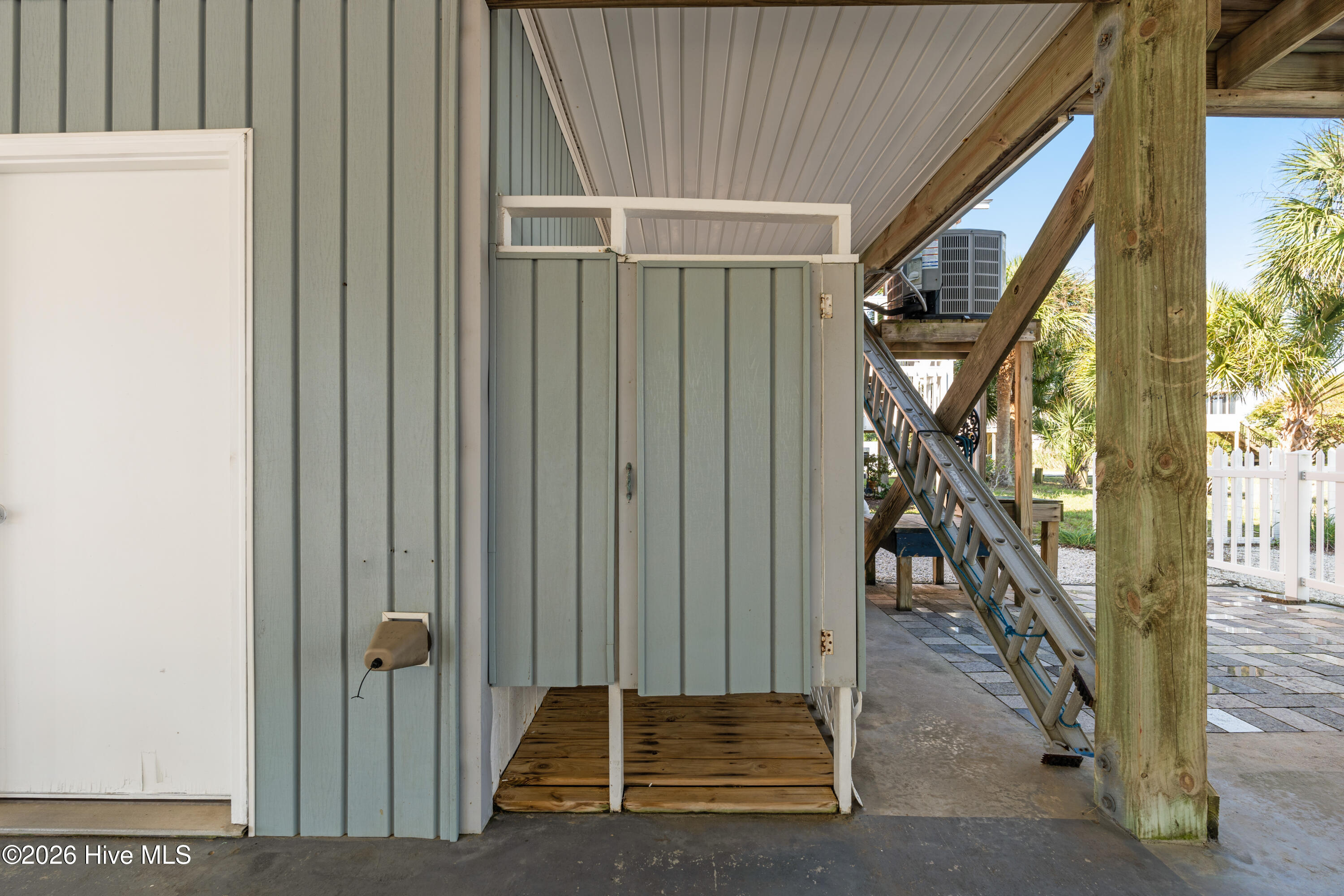 306 Brunswick Avenue W Property Photo 29
