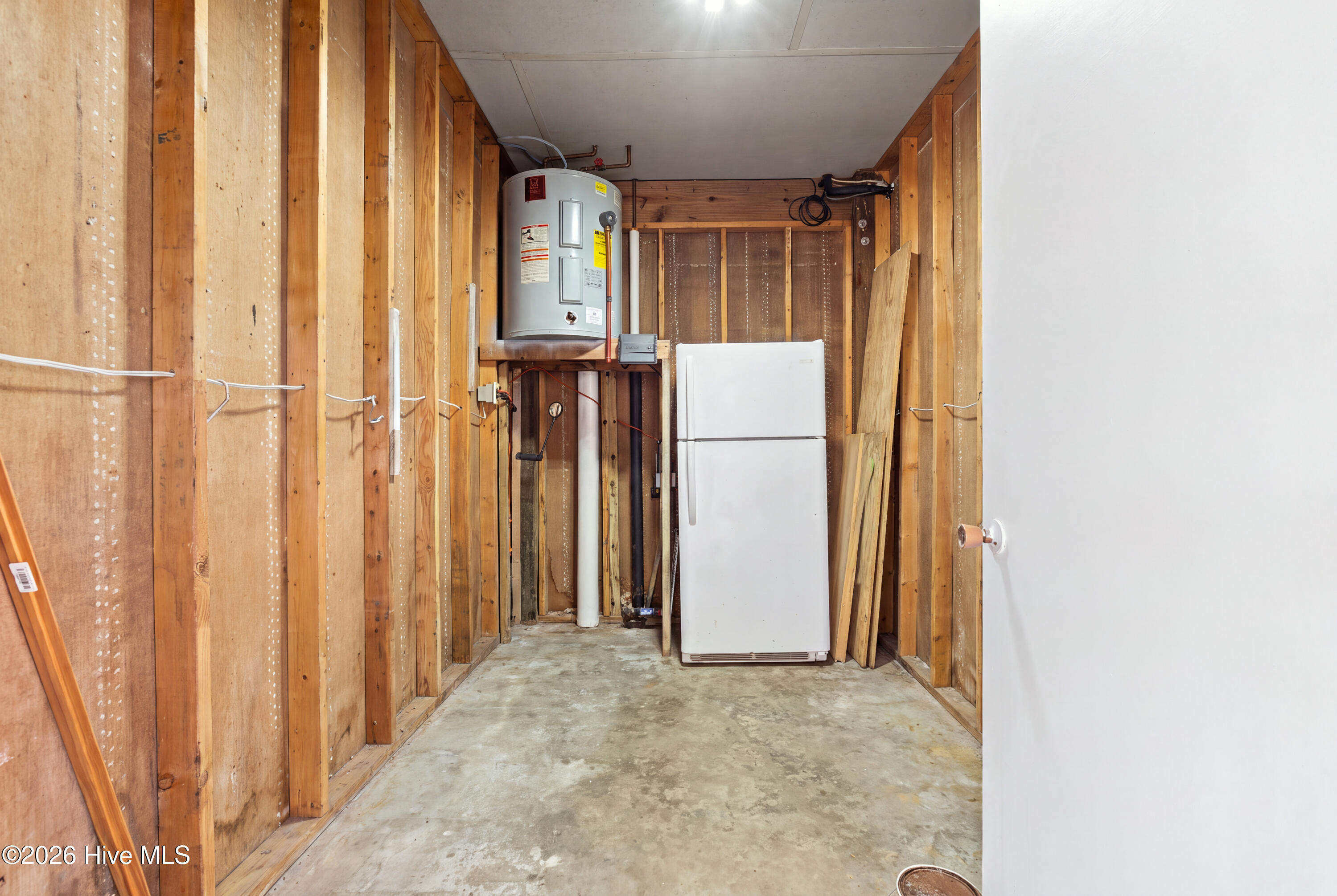 306 Brunswick Avenue W Property Photo 32