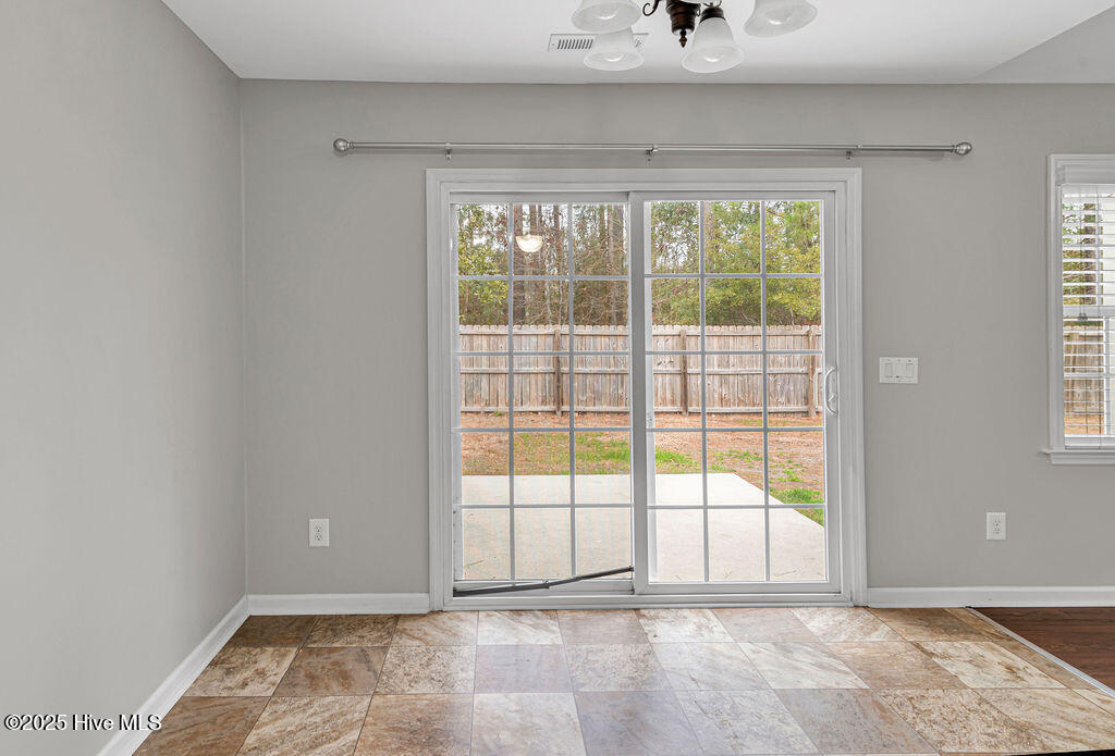 713 Savannah Drive Property Photo 7