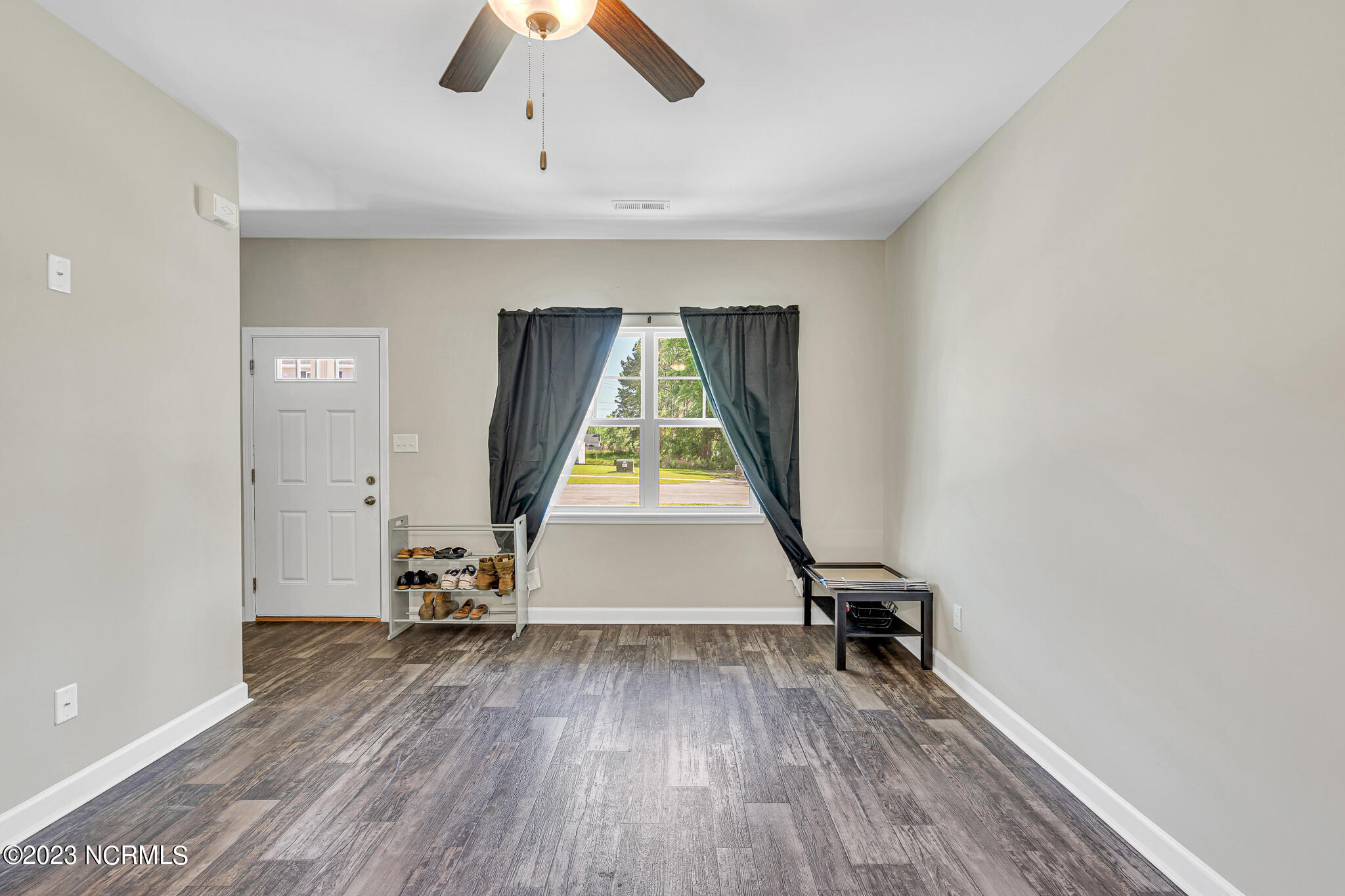 14 Jaydn Drive W Property Photo 4