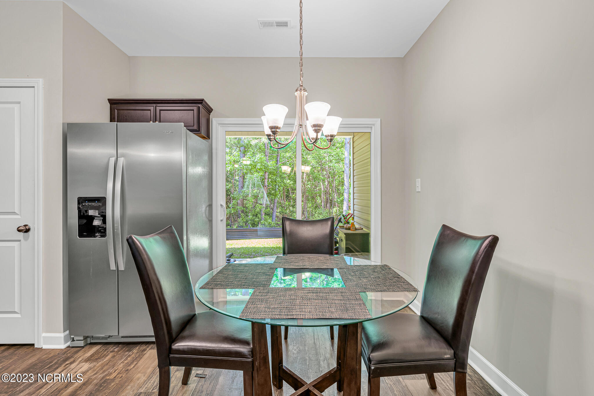 14 Jaydn Drive W Property Photo 8