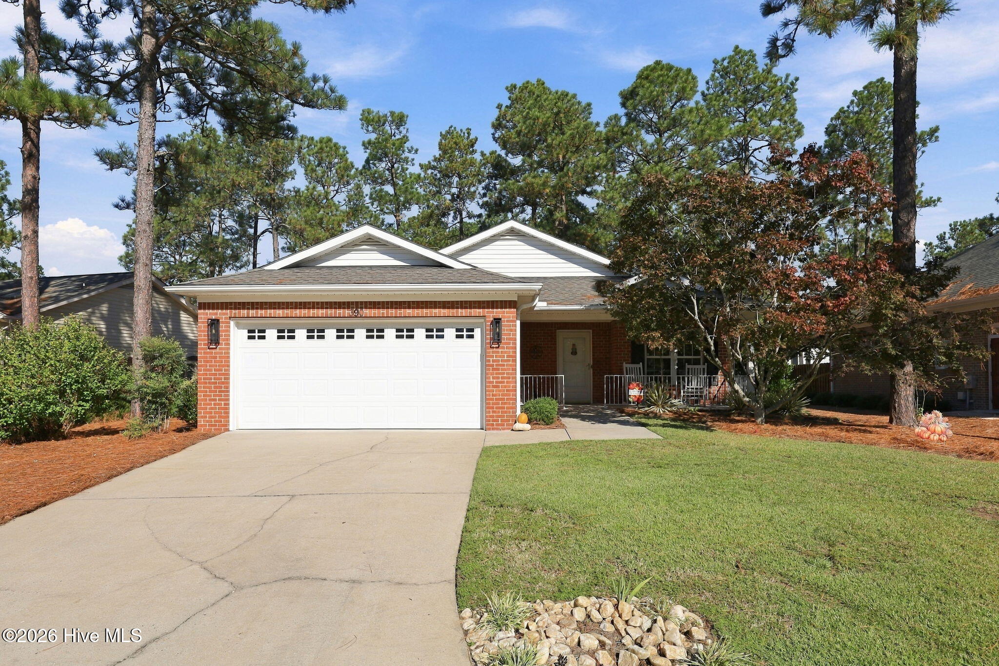 390 Pinehurst Trace Drive Property Photo 1