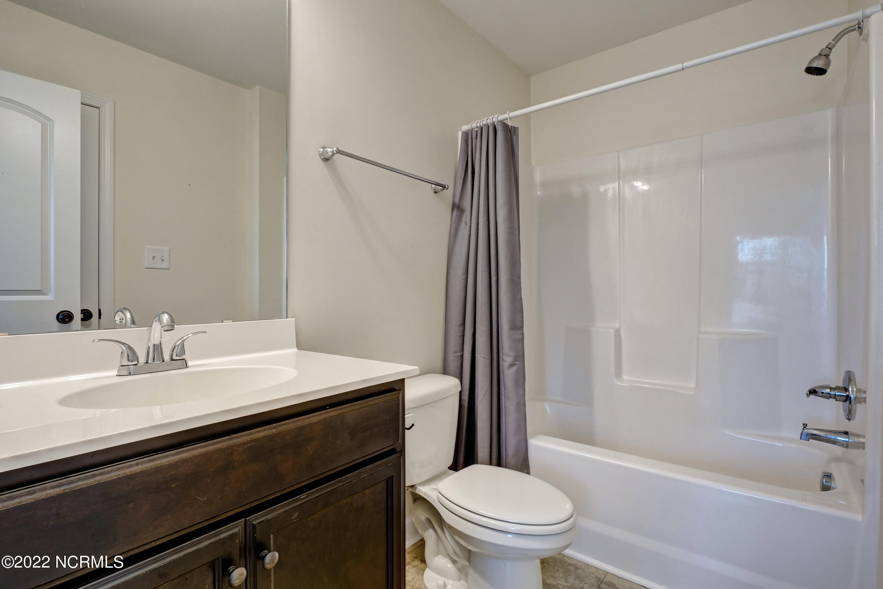 109 Easton Drive Property Photo 28