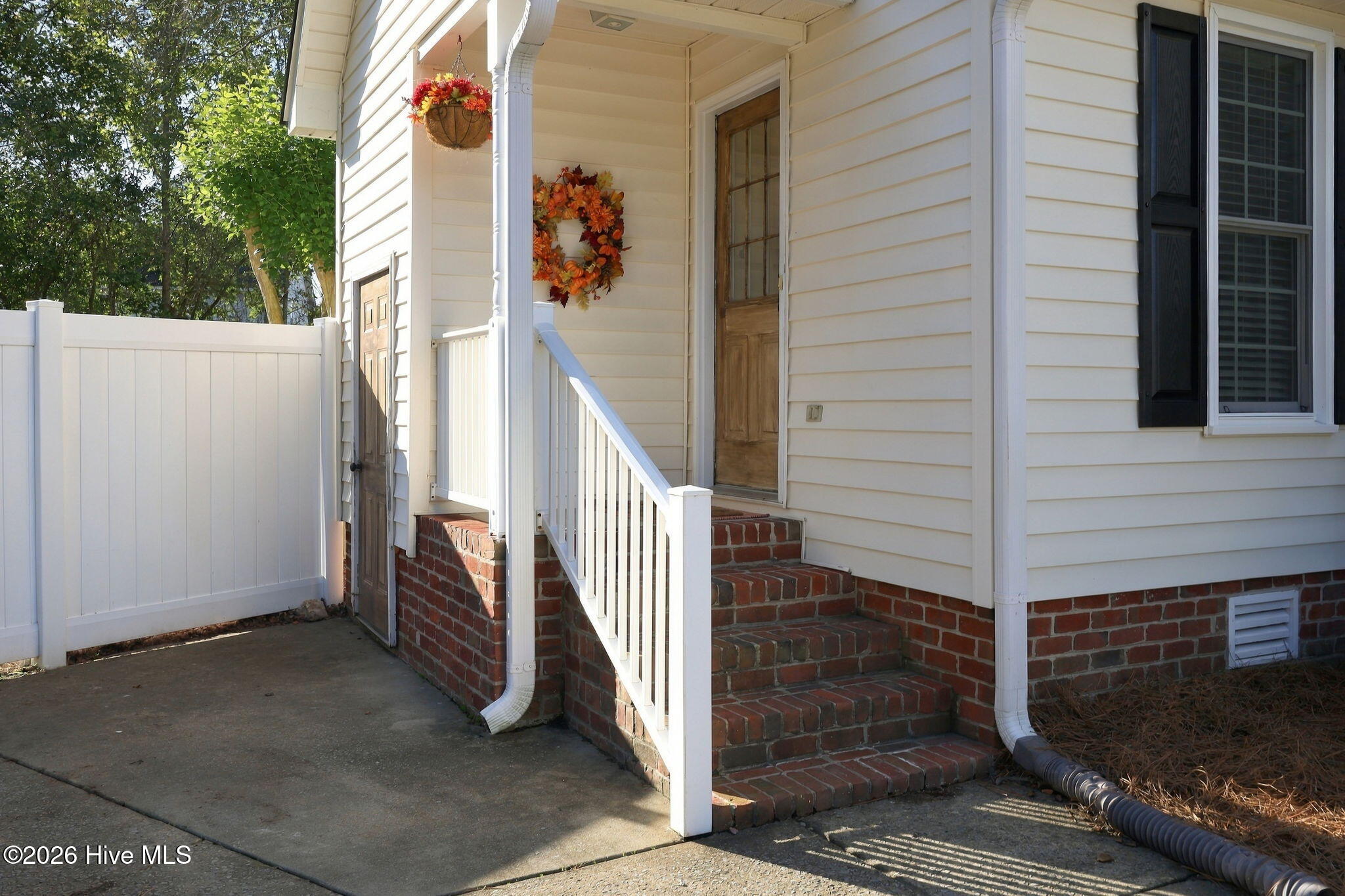 102 Poplar Branches Close Property Photo 6