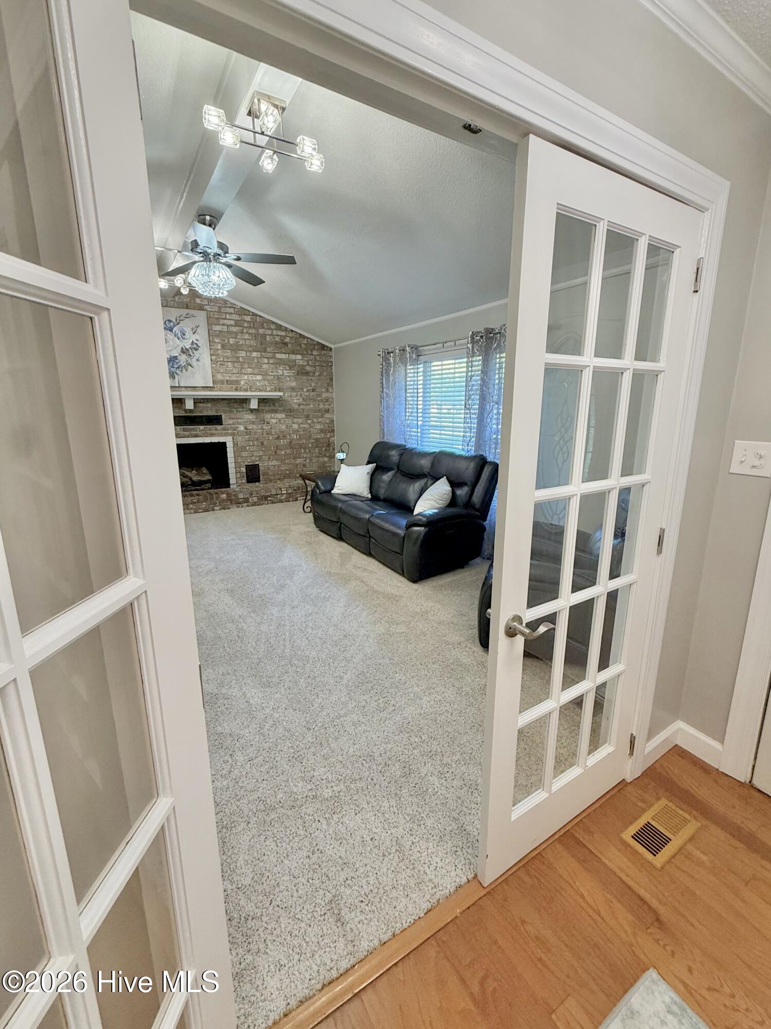 2571 English Squire Drive Property Photo 8