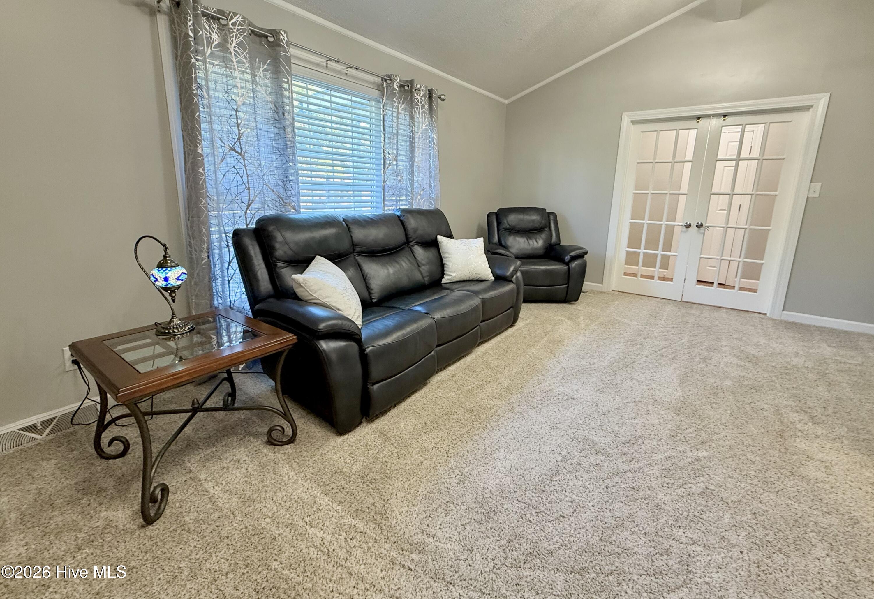 2571 English Squire Drive Property Photo 10
