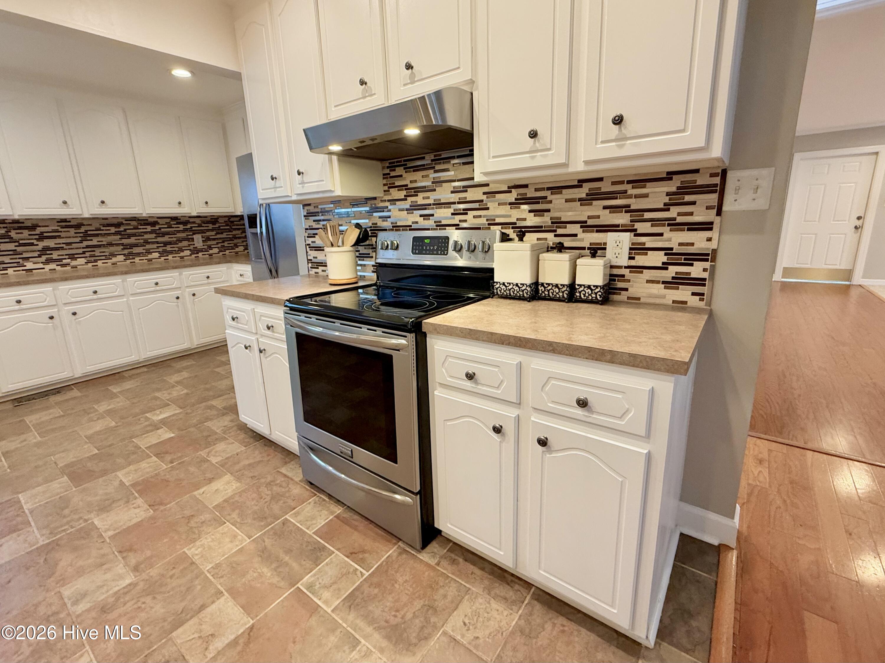 2571 English Squire Drive Property Photo 20