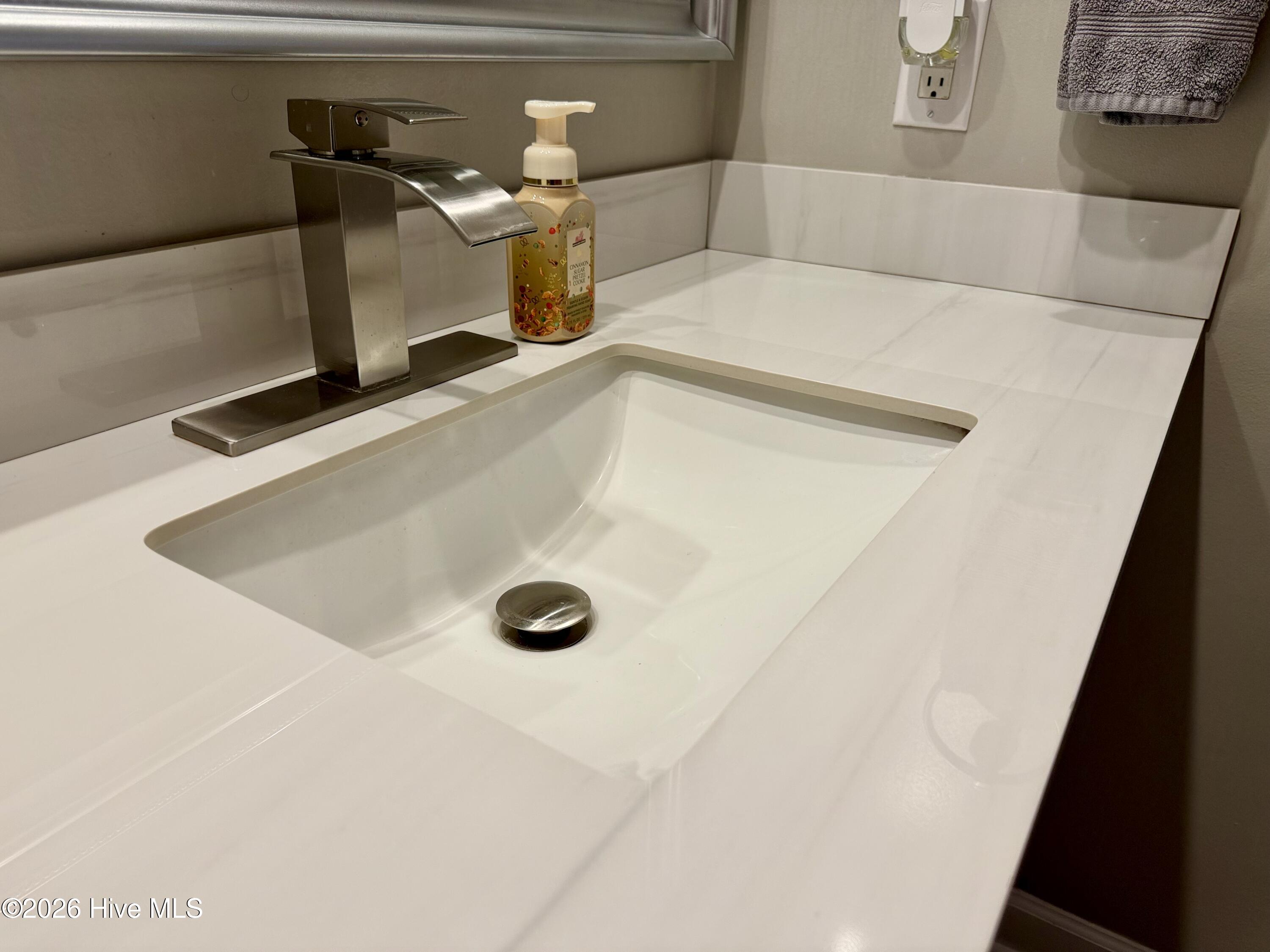 2571 English Squire Drive Property Photo 38