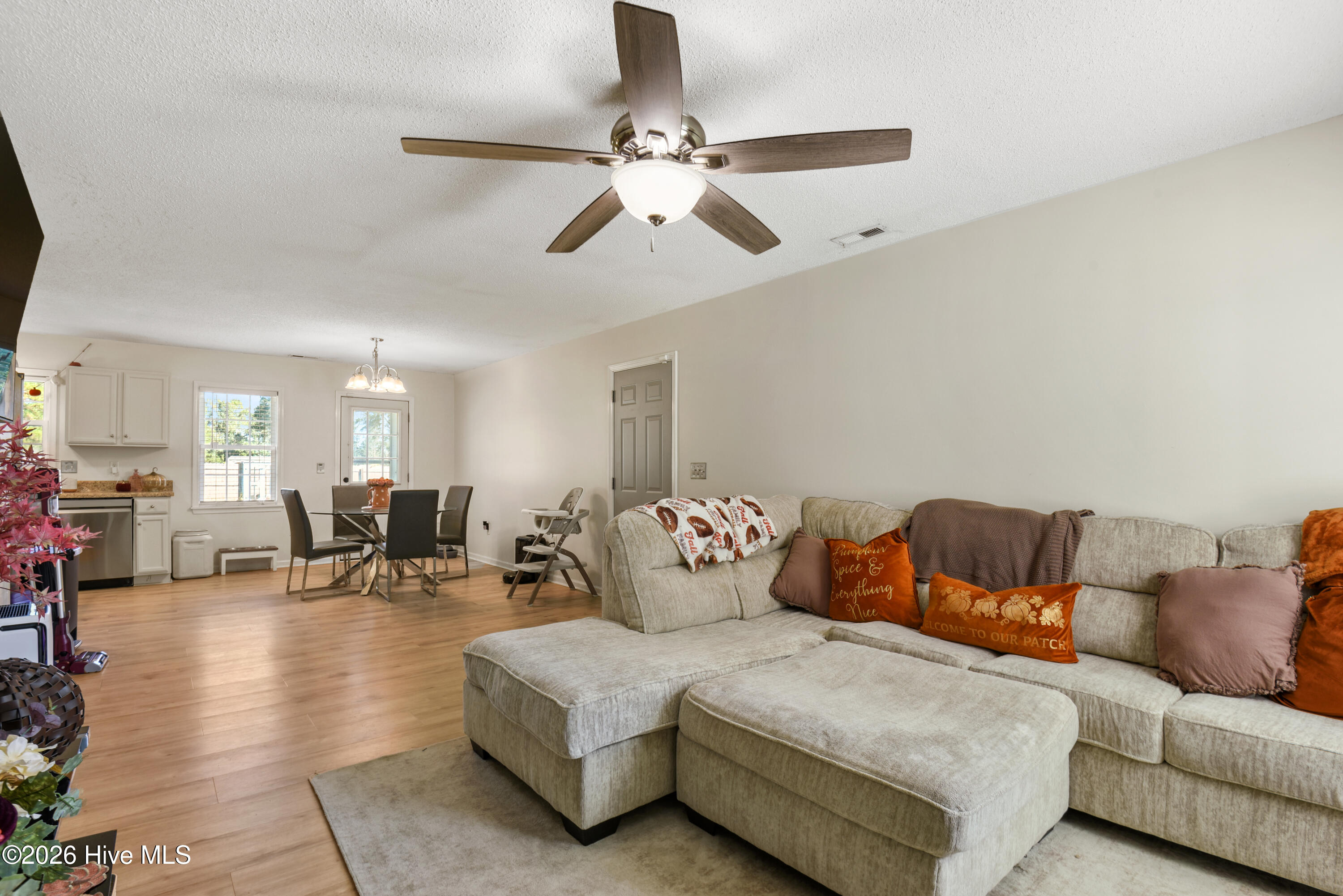 2910 Dawson Cabin Road Property Photo 6