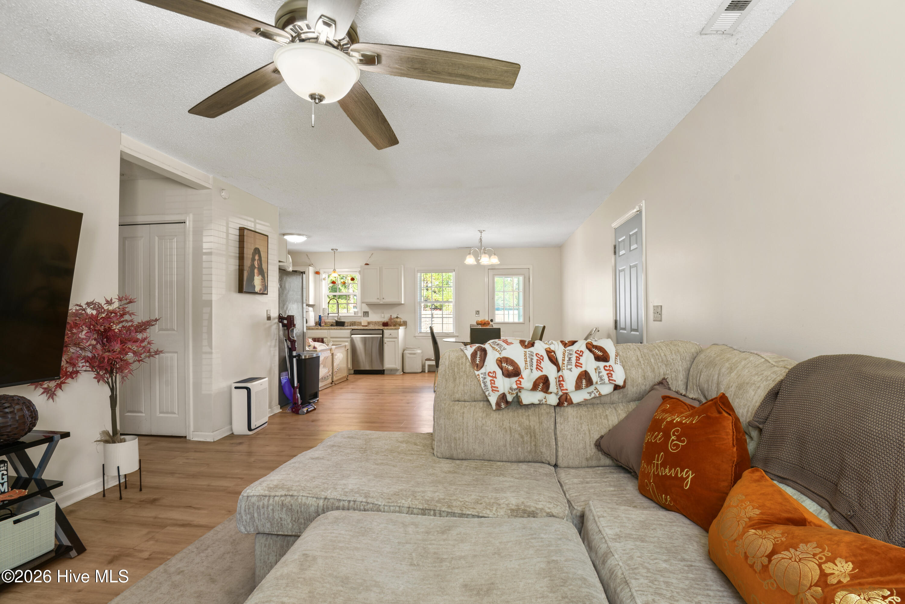 2910 Dawson Cabin Road Property Photo 7