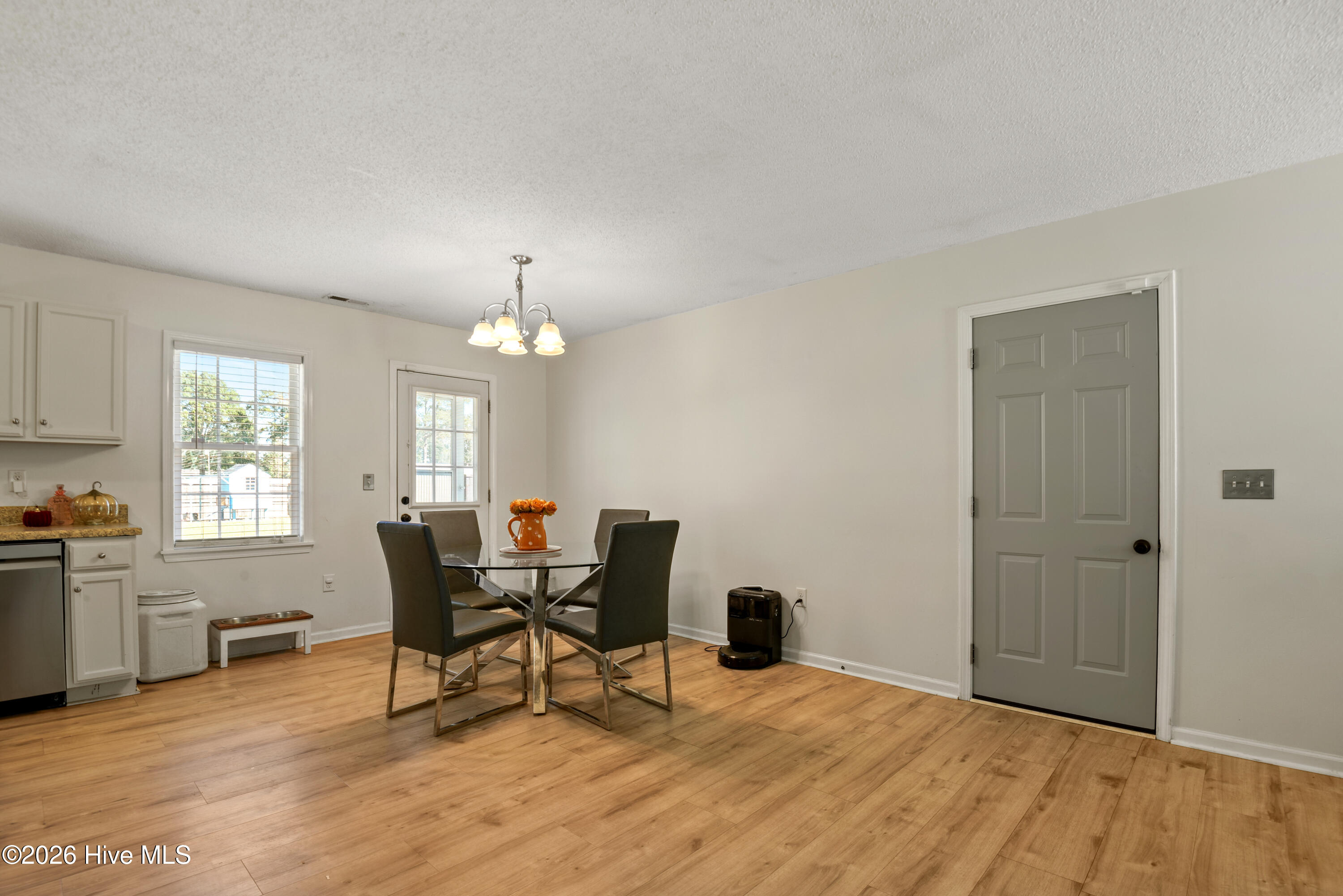 2910 Dawson Cabin Road Property Photo 10