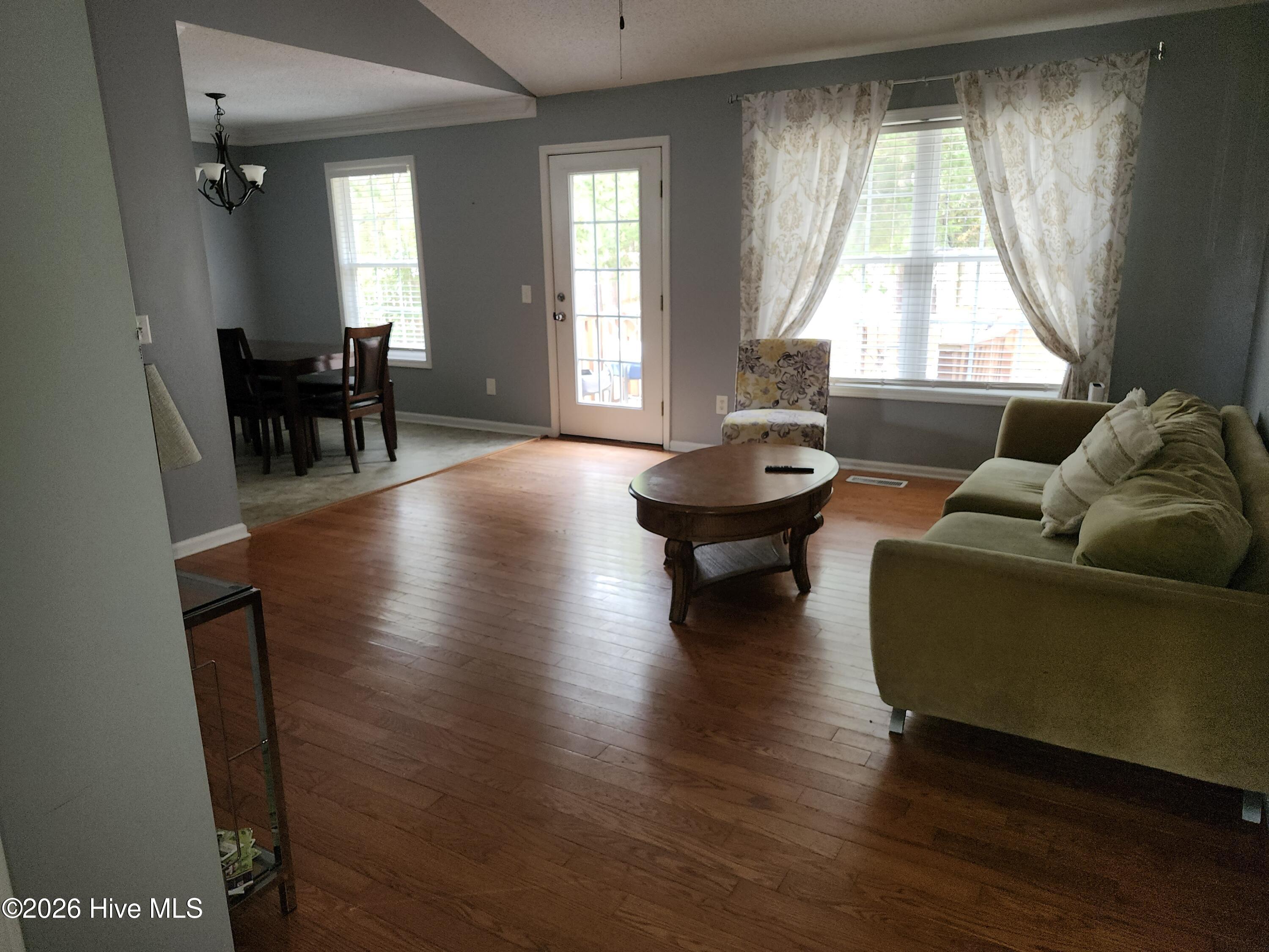 350 Woodgreen Drive Property Photo 3