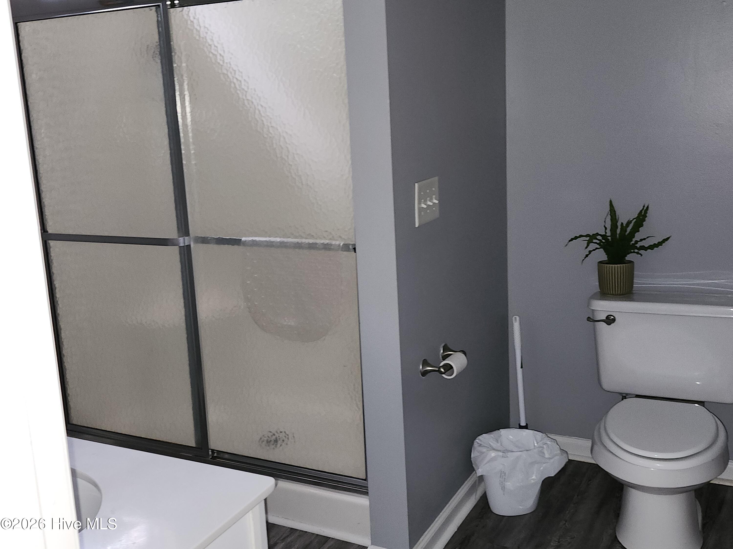 350 Woodgreen Drive Property Photo 13