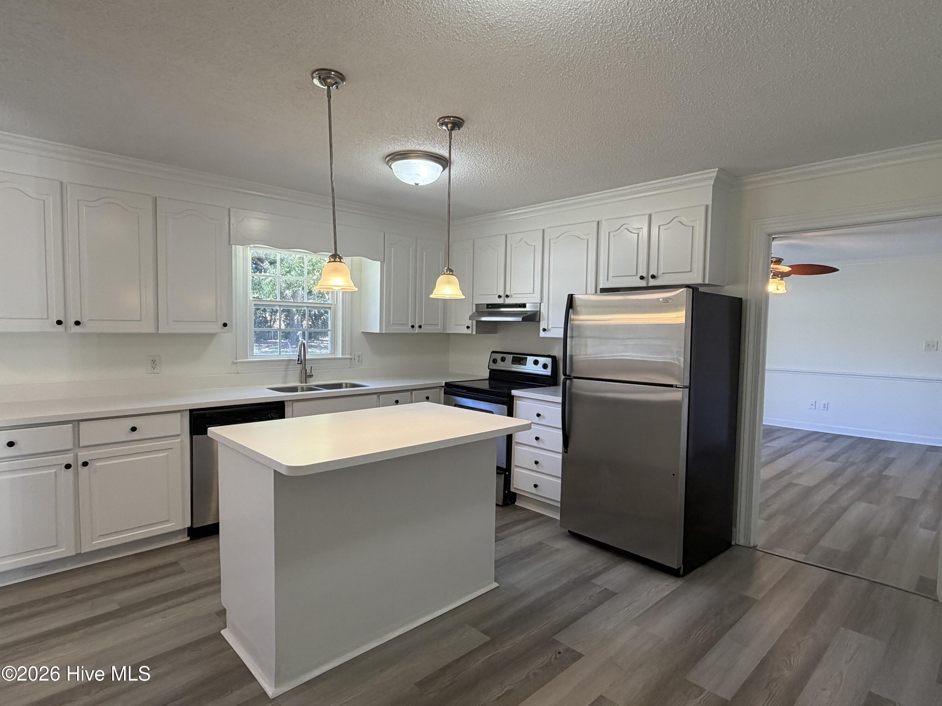 726 Rosewood Road Property Photo 4