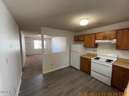 102 Easy Street Property Photo 5