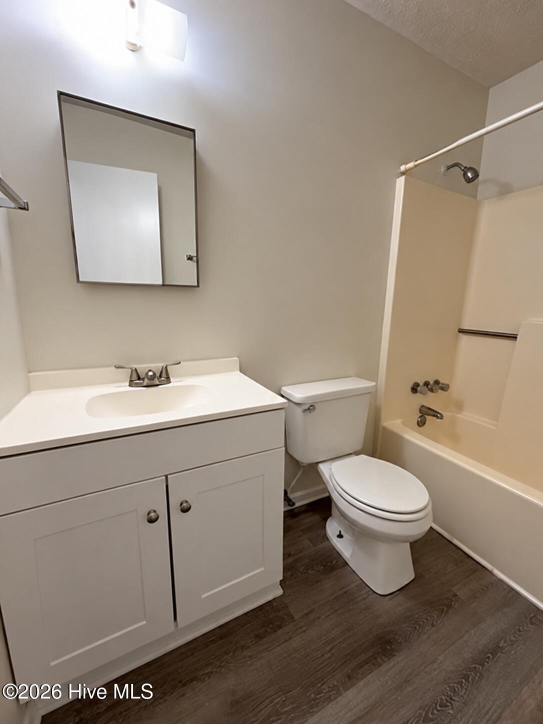 102 Easy Street Property Photo 7