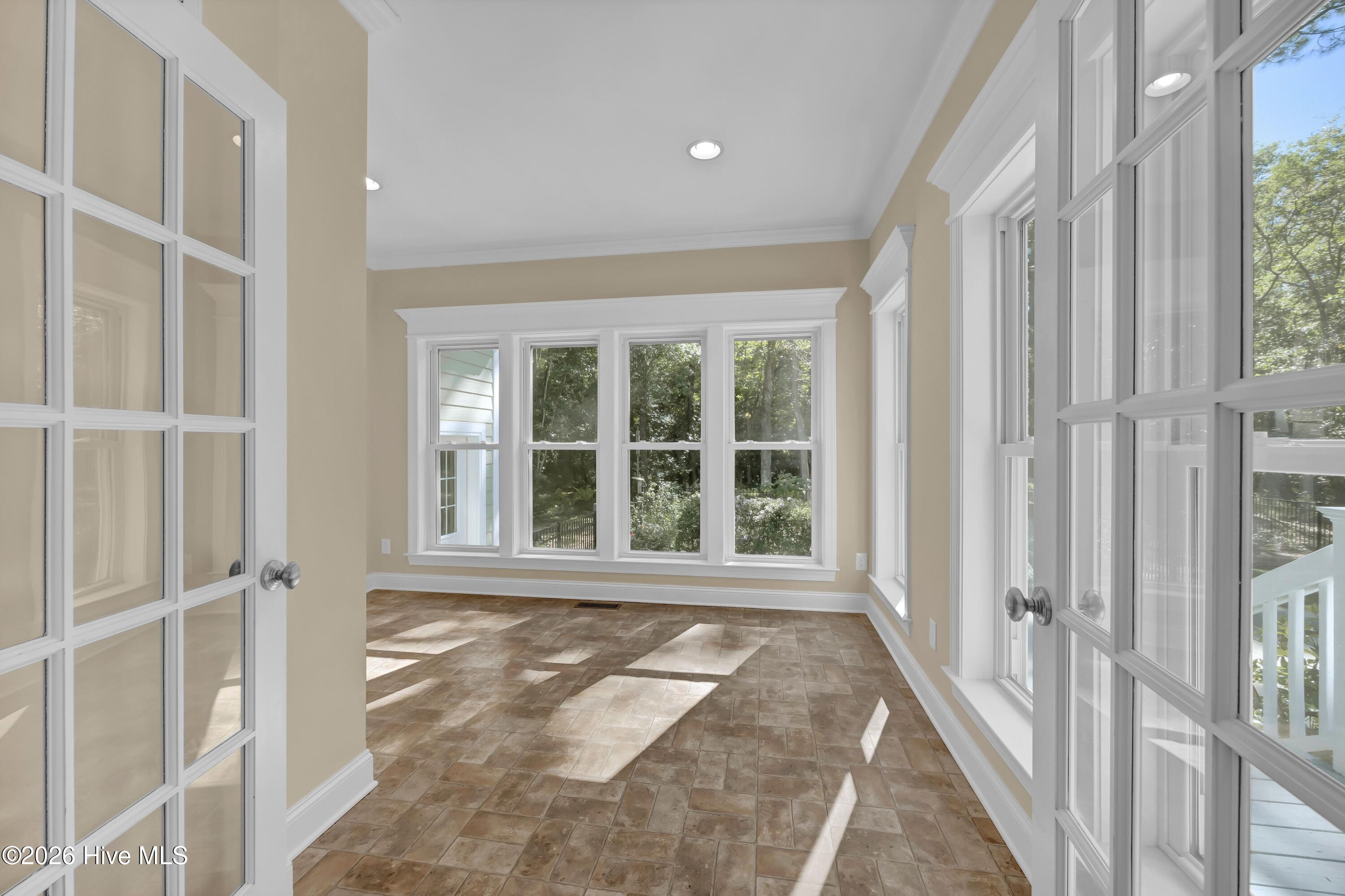 580 Riverwood Drive Se Property Photo 12