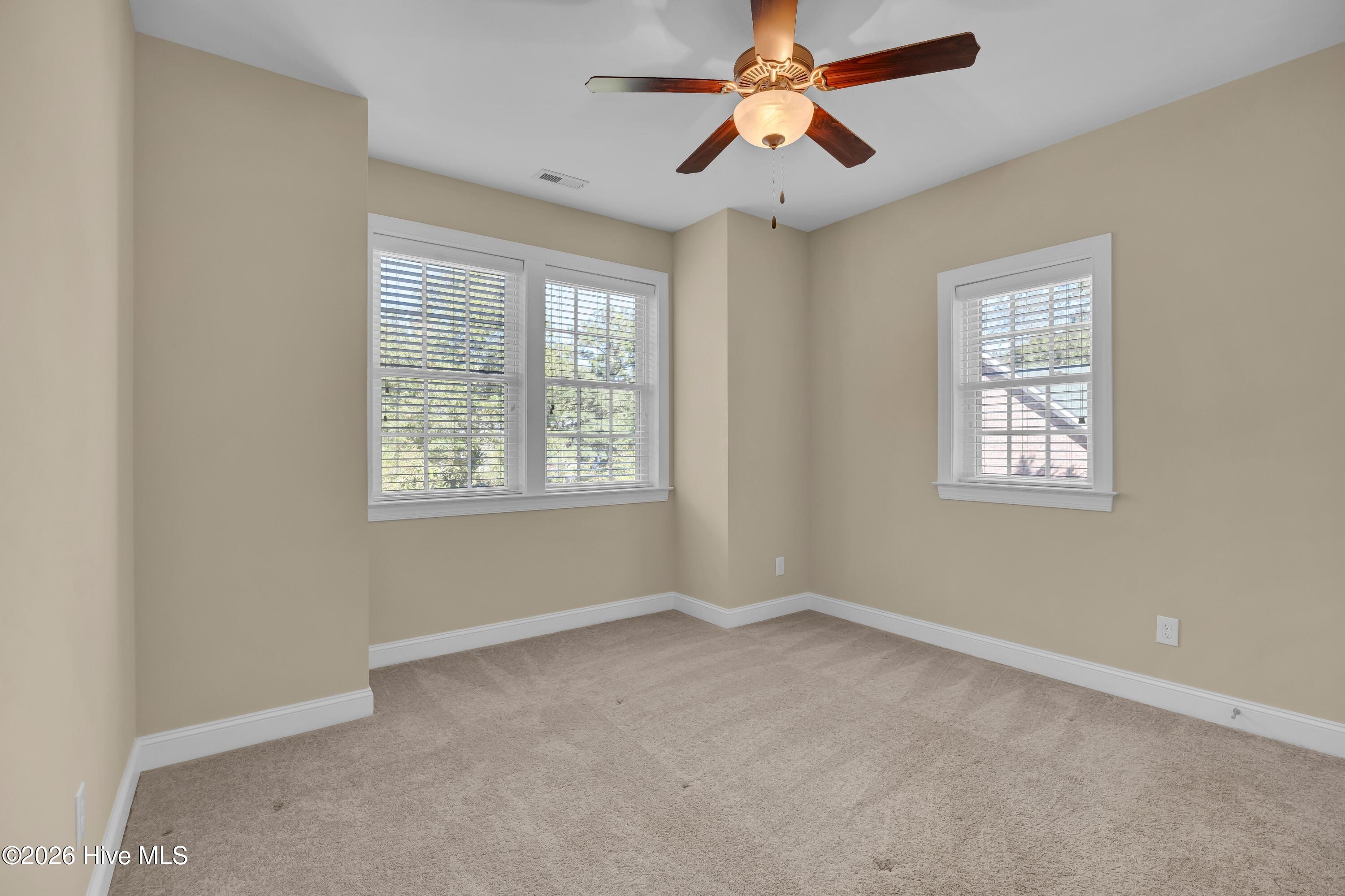 580 Riverwood Drive Se Property Photo 26