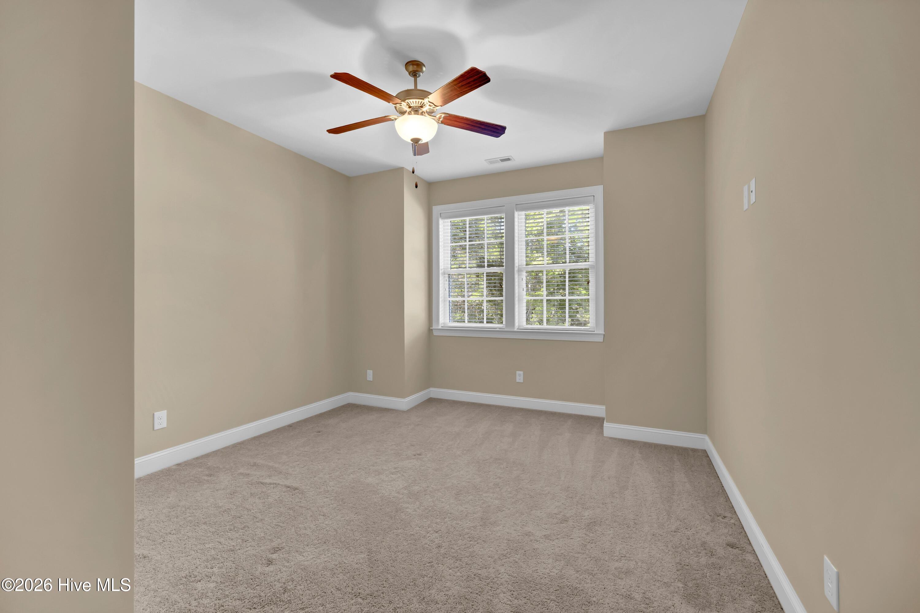 580 Riverwood Drive Se Property Photo 33