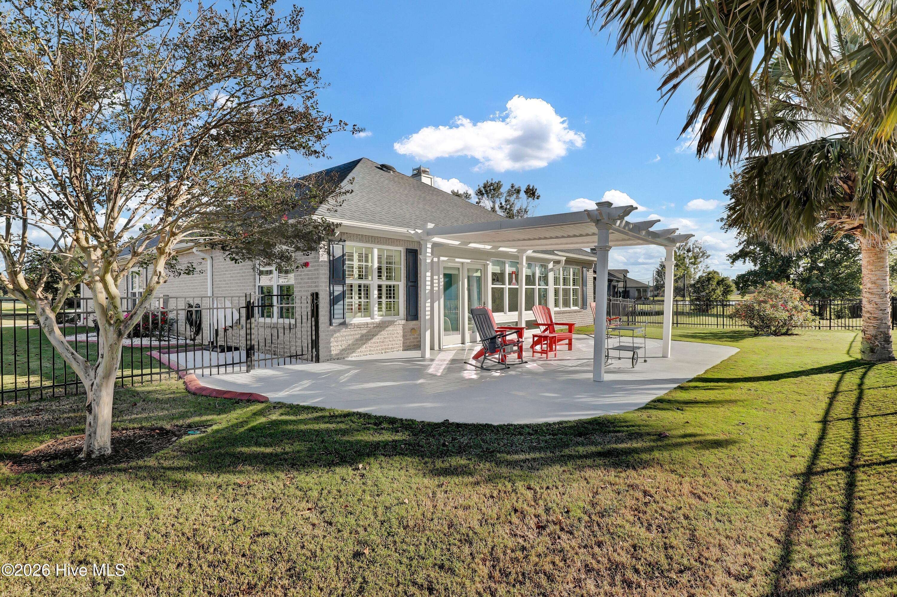 282 Castle Bay Drive Property Photo 27