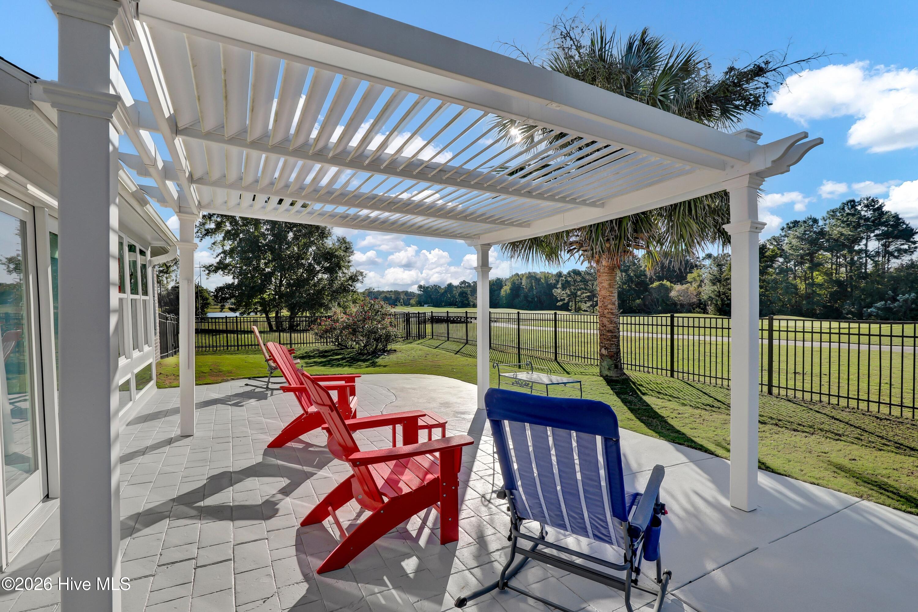 282 Castle Bay Drive Property Photo 28