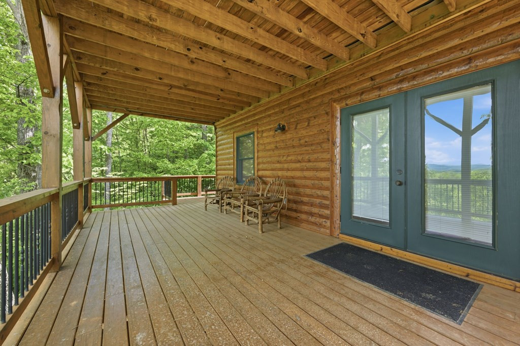 97 Sugarwood Drive Property Photo 2