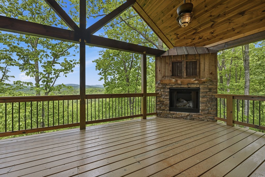 97 Sugarwood Drive Property Photo 34