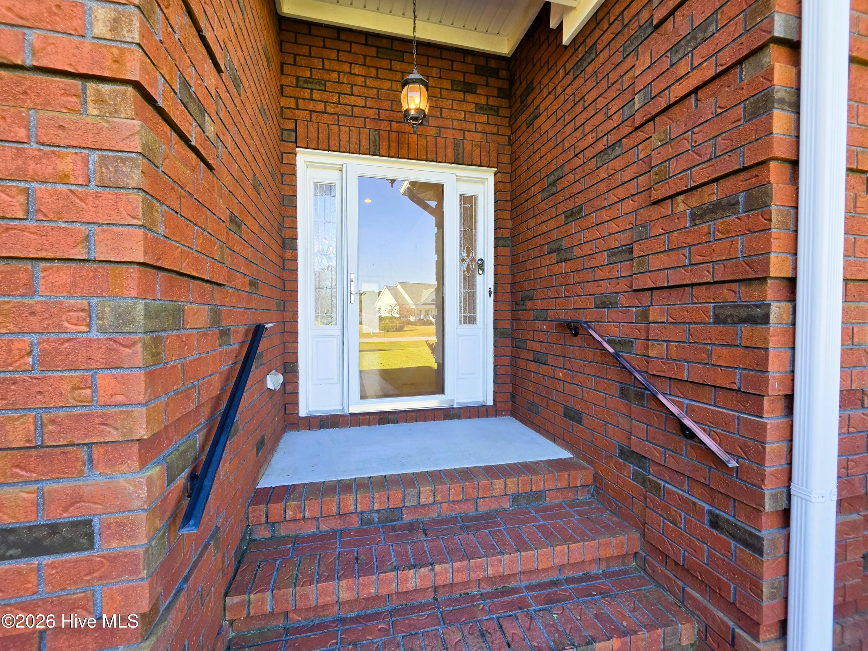 102 Trailwater Drive Property Photo 4
