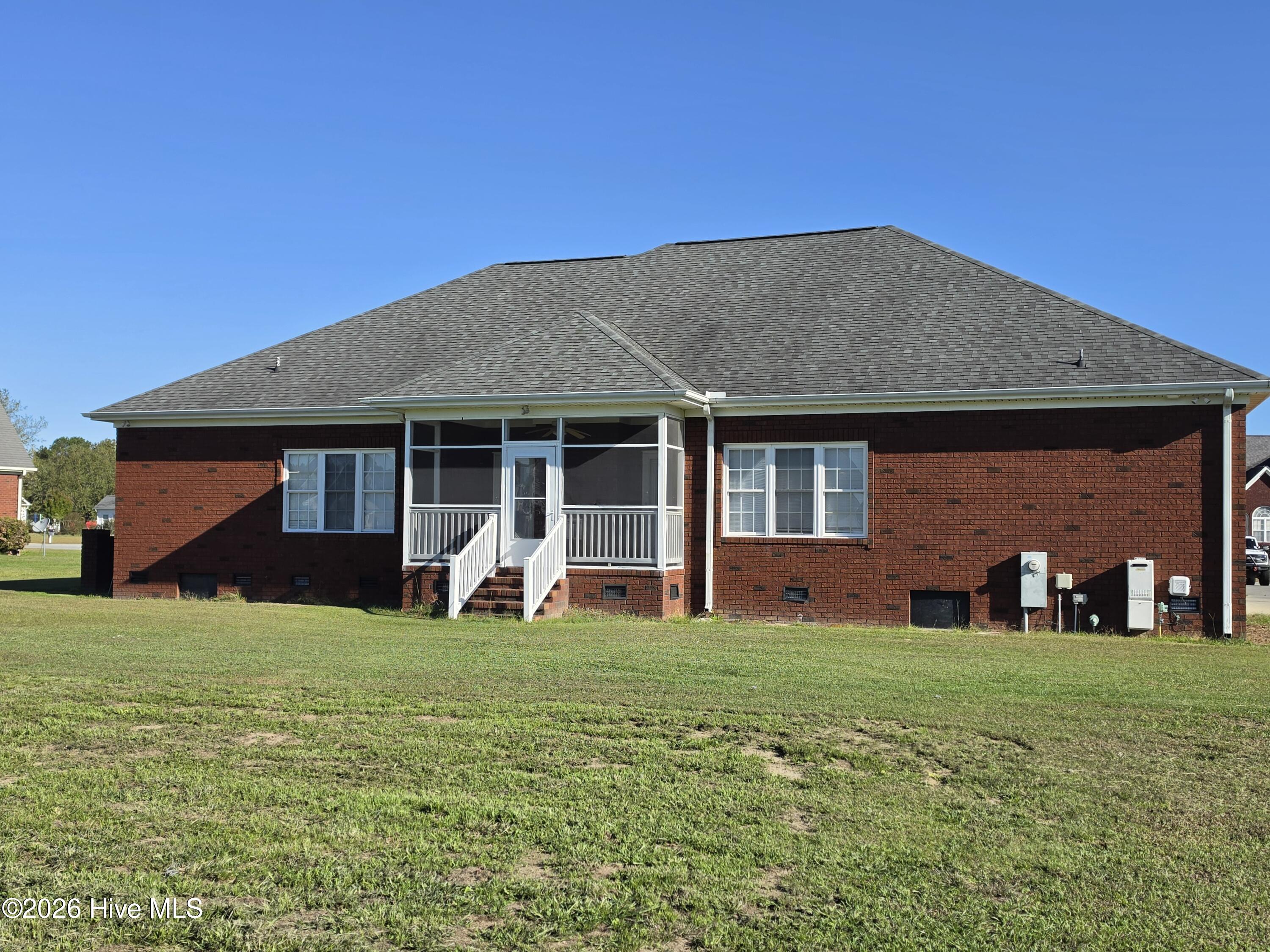 102 Trailwater Drive Property Photo 8
