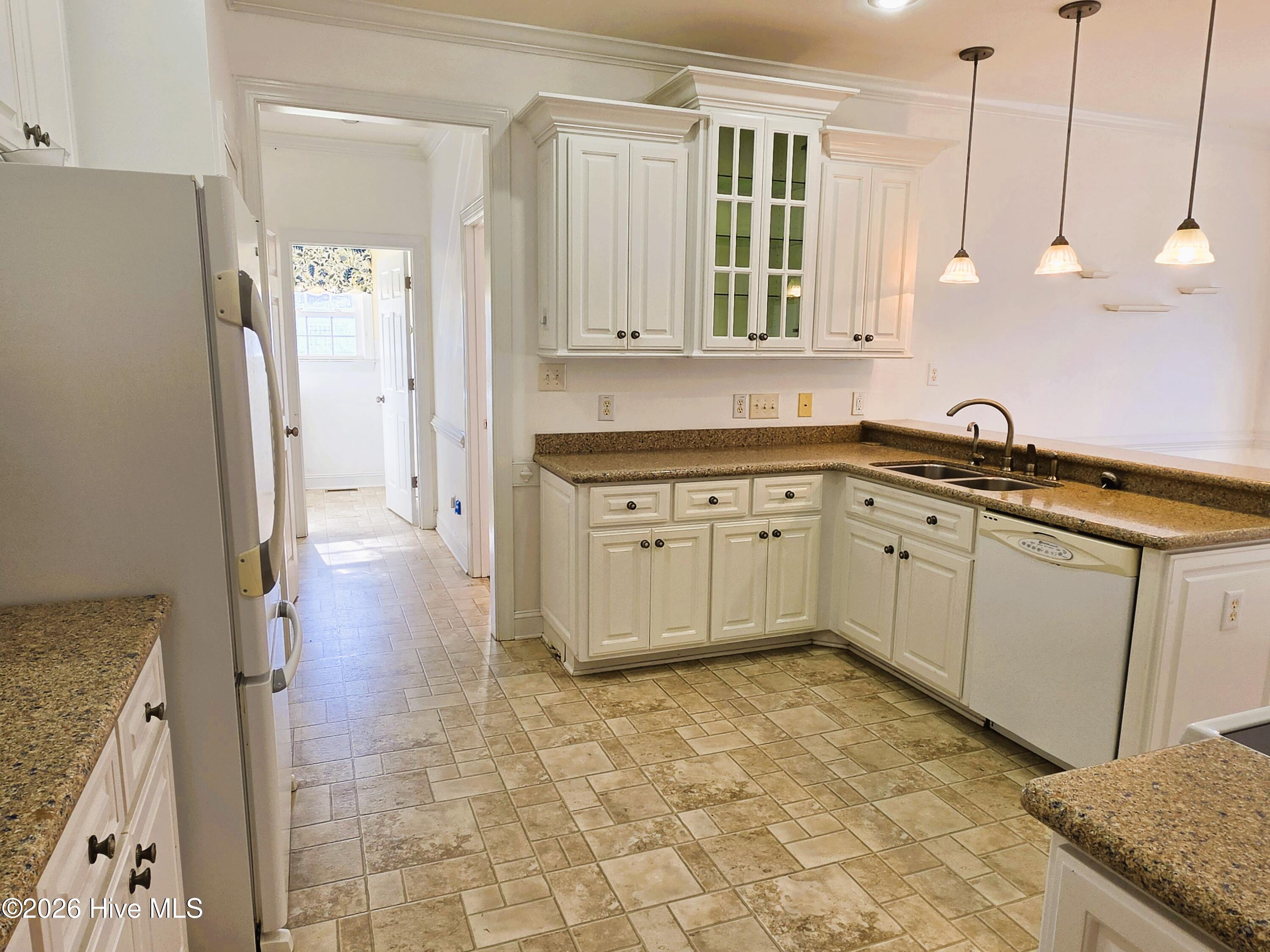 102 Trailwater Drive Property Photo 14